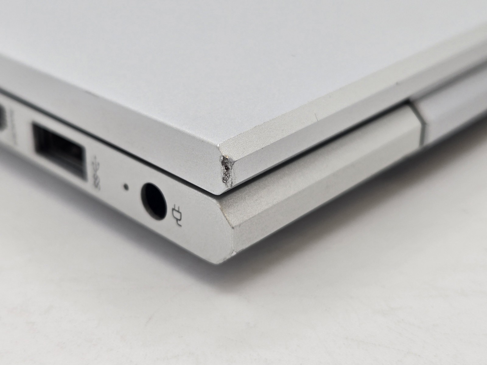 HP EliteBook 855 G8 15″ FHD Touch RYZEN 7 PRO 5850U 512GB 16GB W11P IRCam