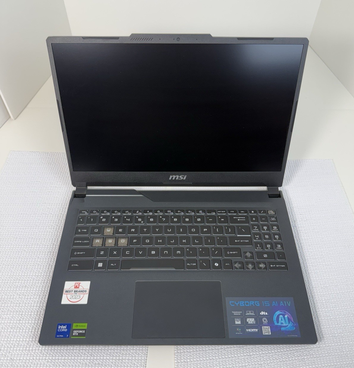 MSI Cyborg 15 15.6″ AI A1VEK-079US FOR PARTS OR NOT WORKING [Power Issue]