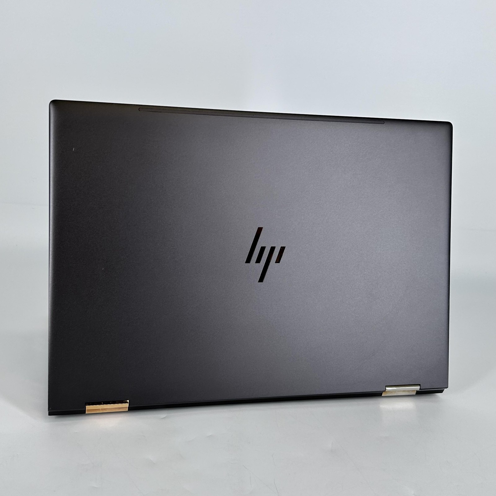 HP Spectre 15 x360 4K TOUCH i7-8705G 16GB 1TB AMD Radeon RX Vega M GL FRAME GAP