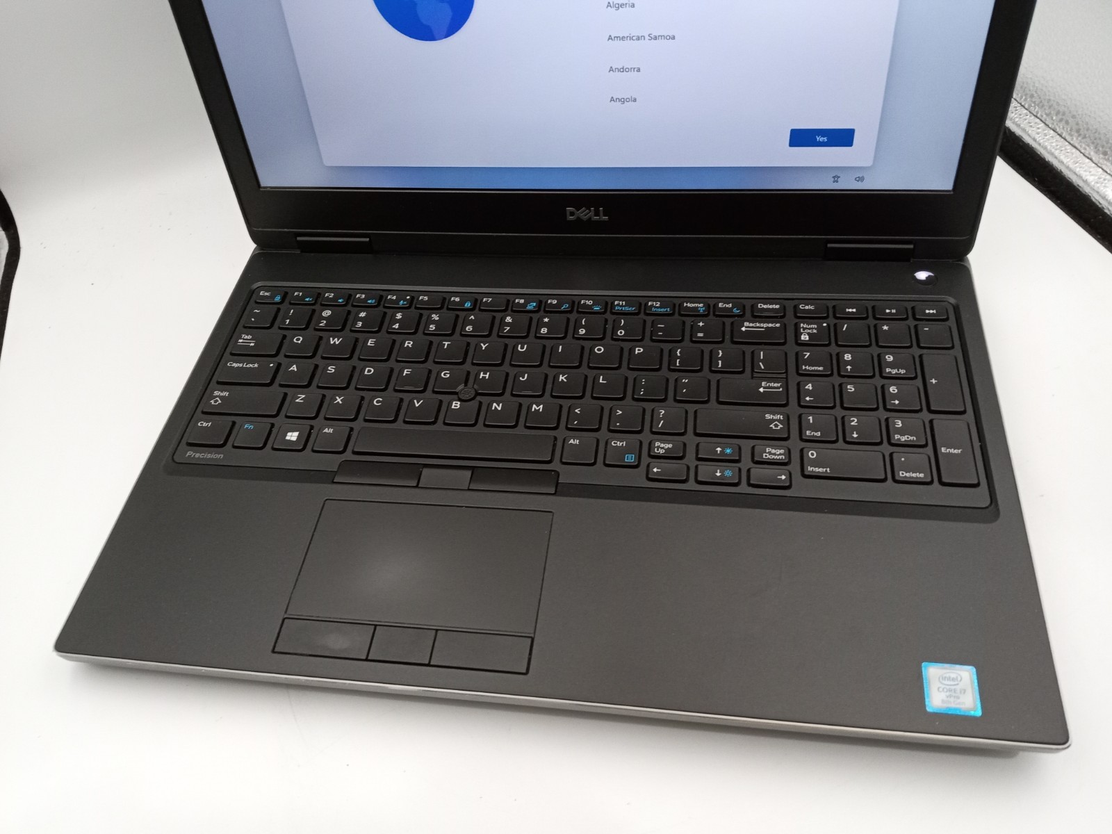 Dell Precision 7530 15.6″ Laptop i7-8850H 8GB RAM 128GB SSD W11 P1000 *READ* -RR