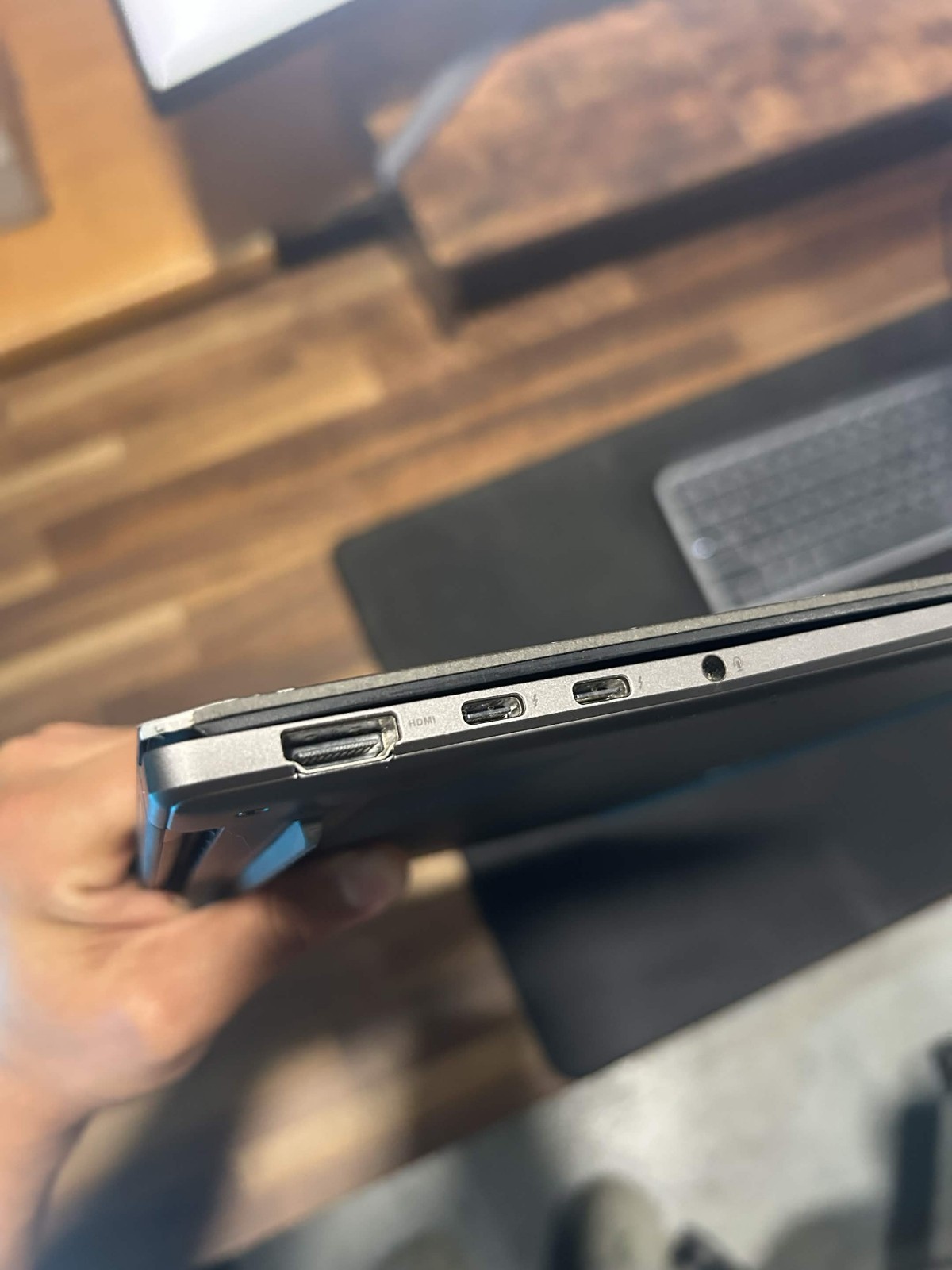 ASUS Zenbook S 14 3K OLED Touch (Core Ultra 7 256V, 16GB RAM, 1TB SSD) Gray