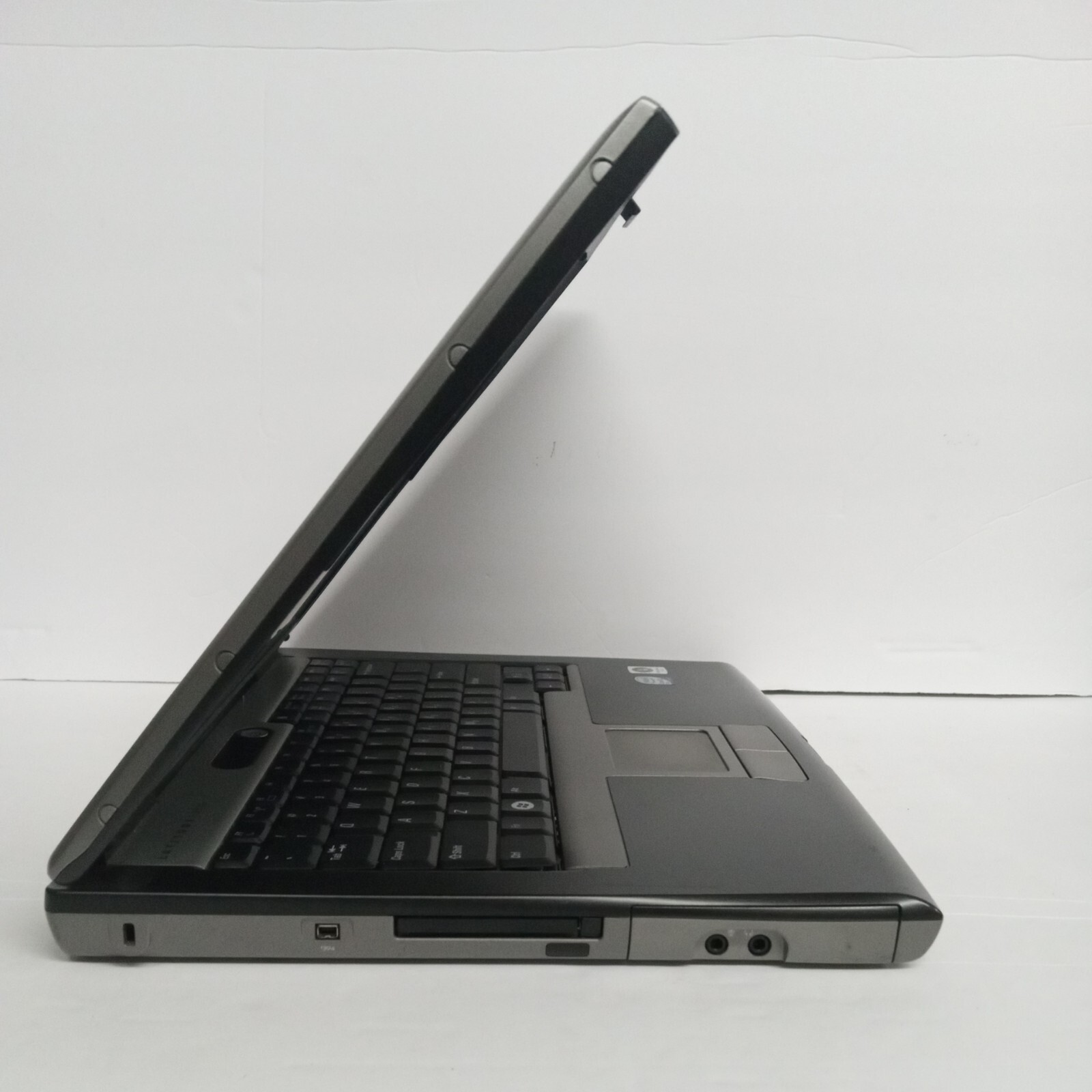 Dell Latitude D530 15in Core 2 Duo @ 2.0 GHz 2 GB ram 120 GB hd