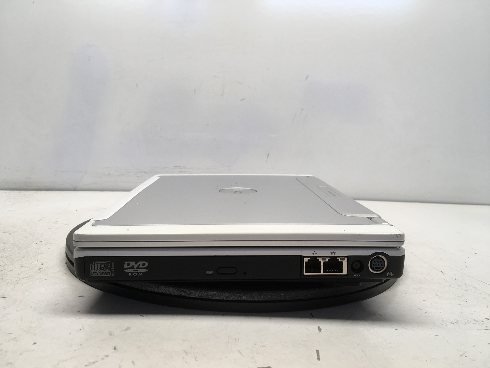 Dell Inspiron 700M Intel Pentium M 1.6GHz 768 MB NO HDD No Batt