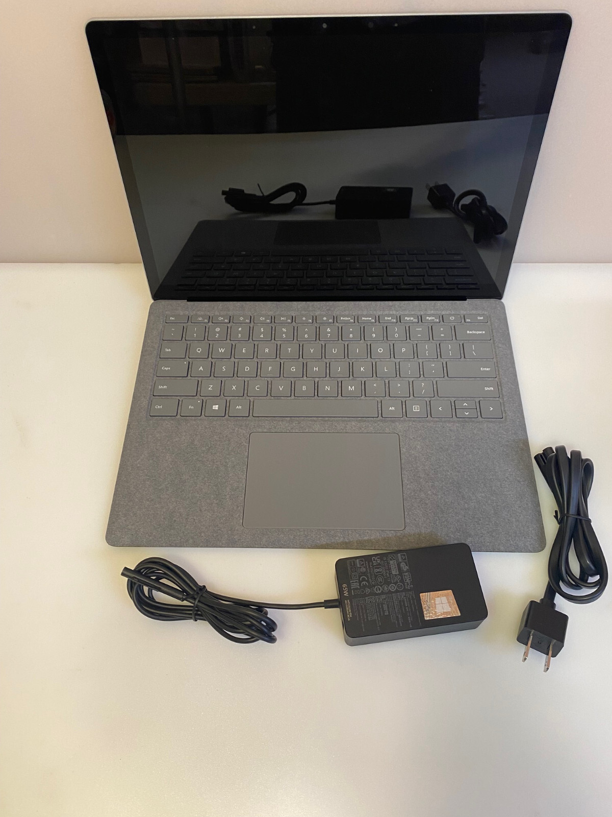 USED Microsoft Surface Laptop 4 13.5 Touch R5-4680U 16GB 256GB Model 1958 Silve