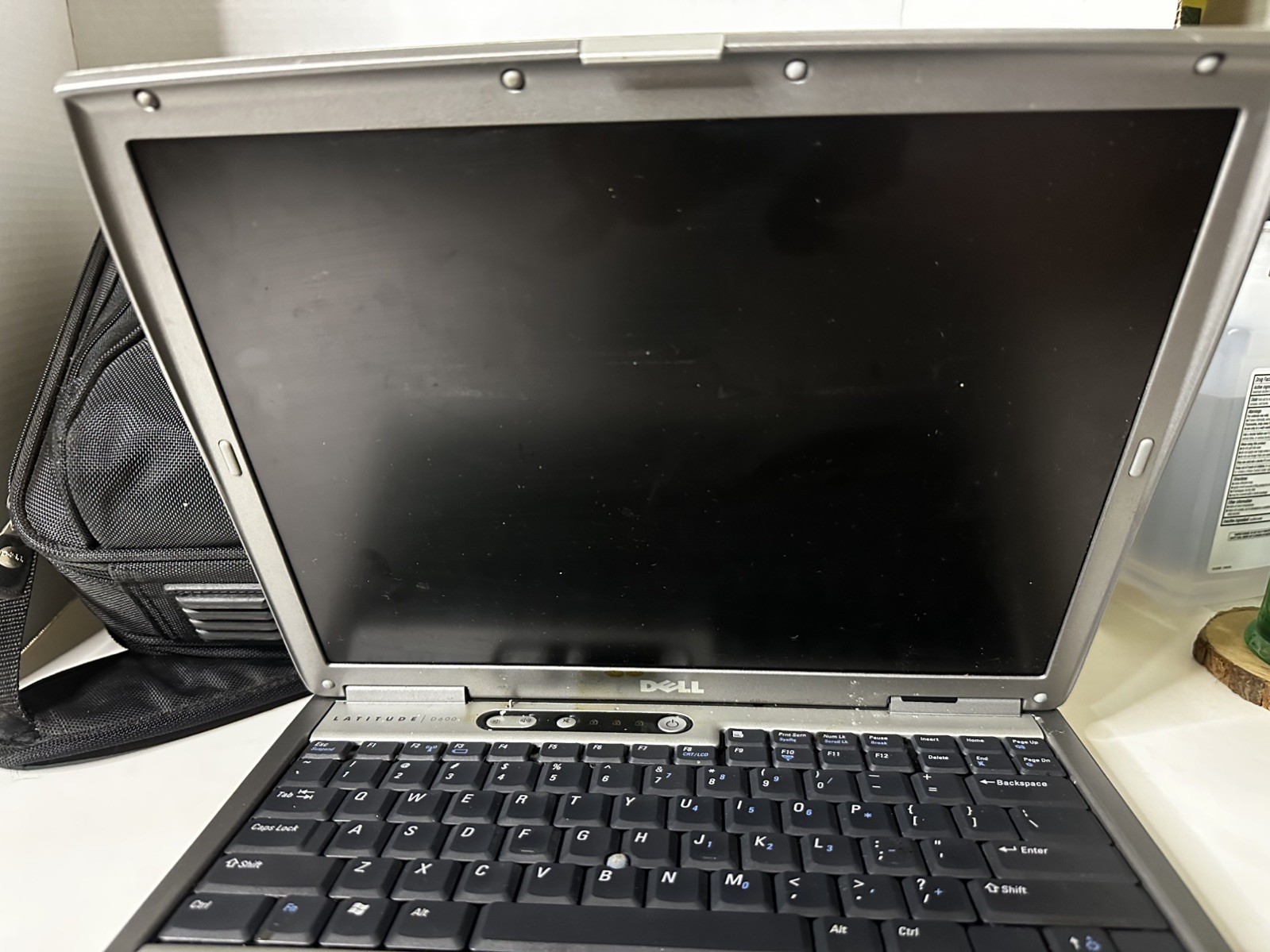 Dell Latitude D600 Windows