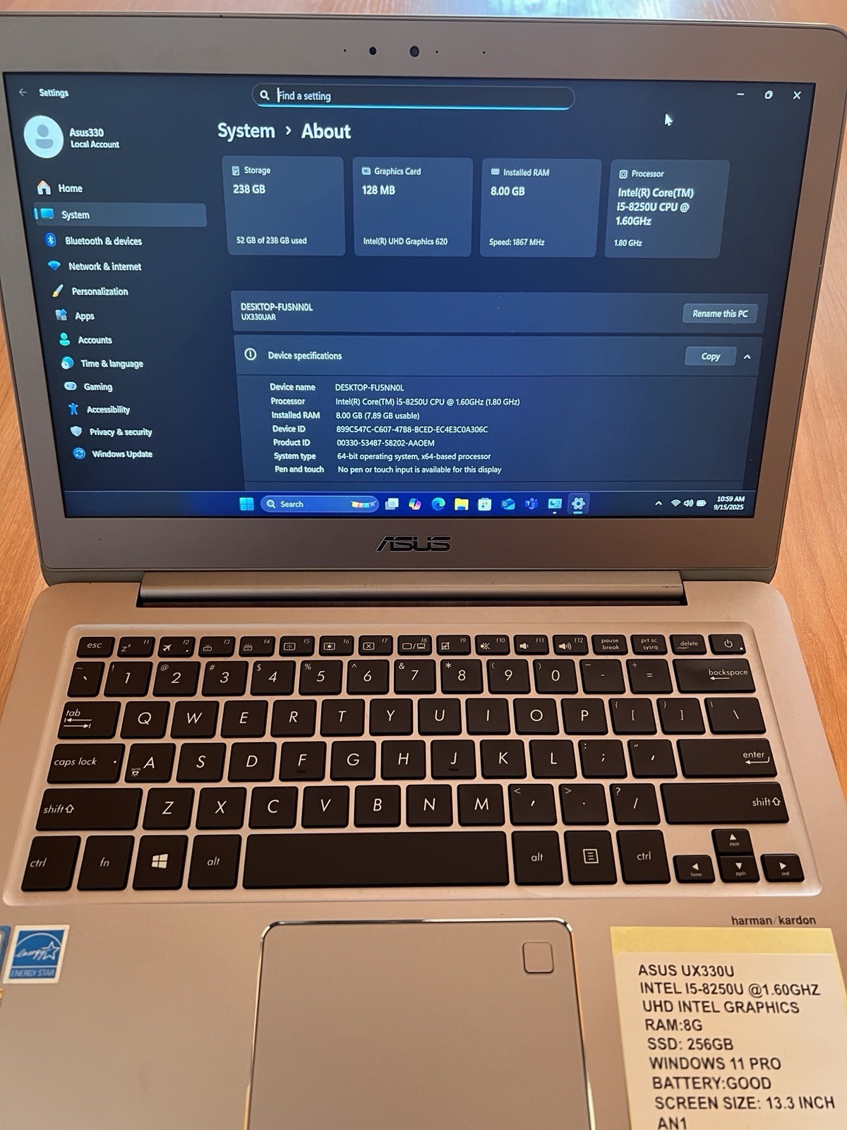 Asus Zen book UX330U I5 8th UHD Graphics,8G,256G SSD,Win11 Pro, 13.3” AN1