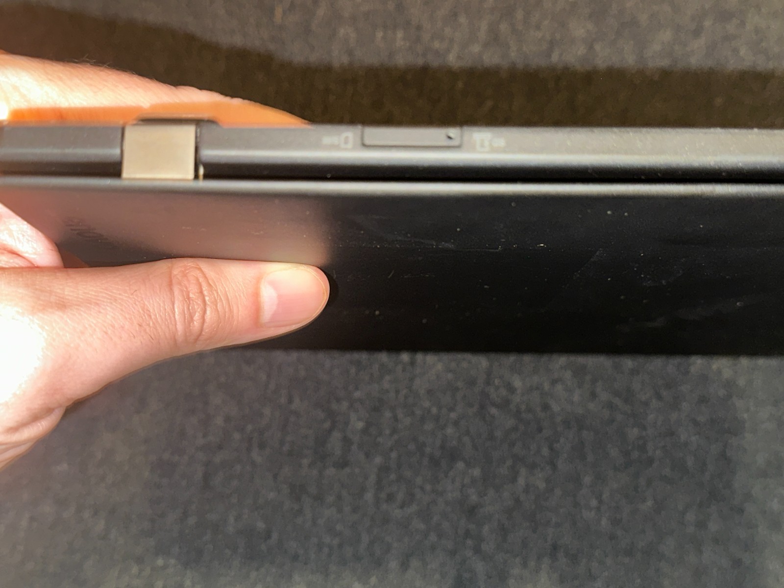 Lenovo ThinkPad X1 Carbon 5th Gen (256GB SSD Intel Core i5-7300U 3.5GHz 16GB)