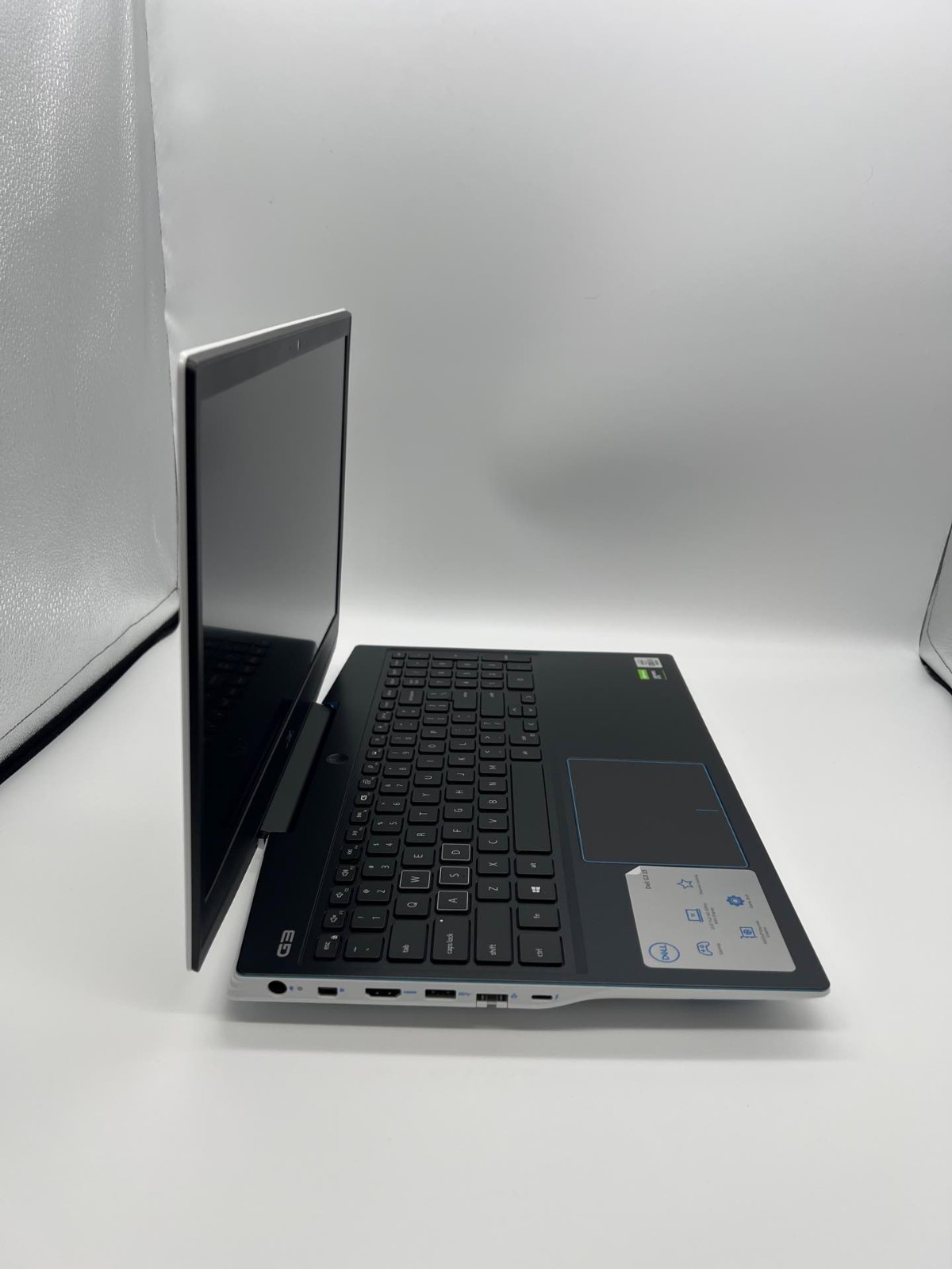 Dell G3 15.6″ 120Hz Gaming Laptop i5-10300H GTX 1660 Ti 16GB 512GB SSD