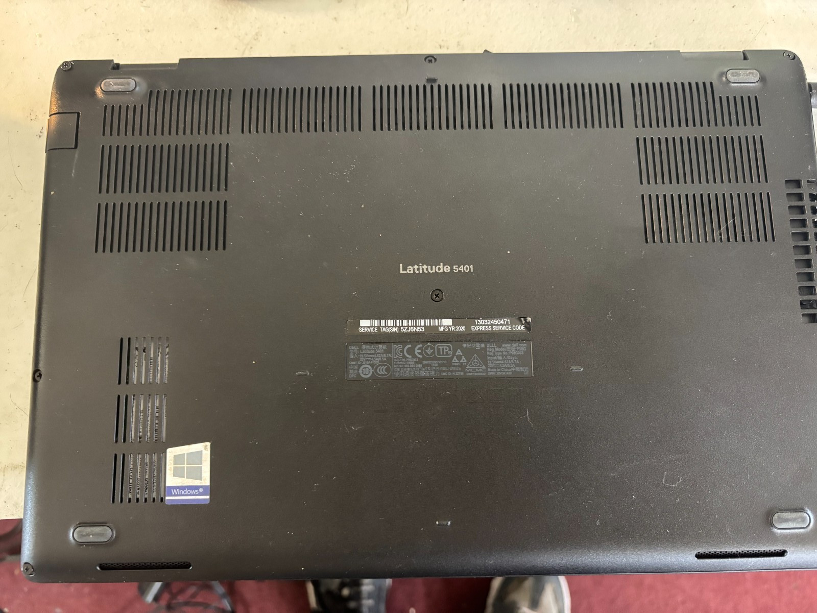 Dell Latitude 5401 14″ FHD i5-9300H 16GB DDR4 256gb SSD Win 11 Pro TOUCH SCREEN