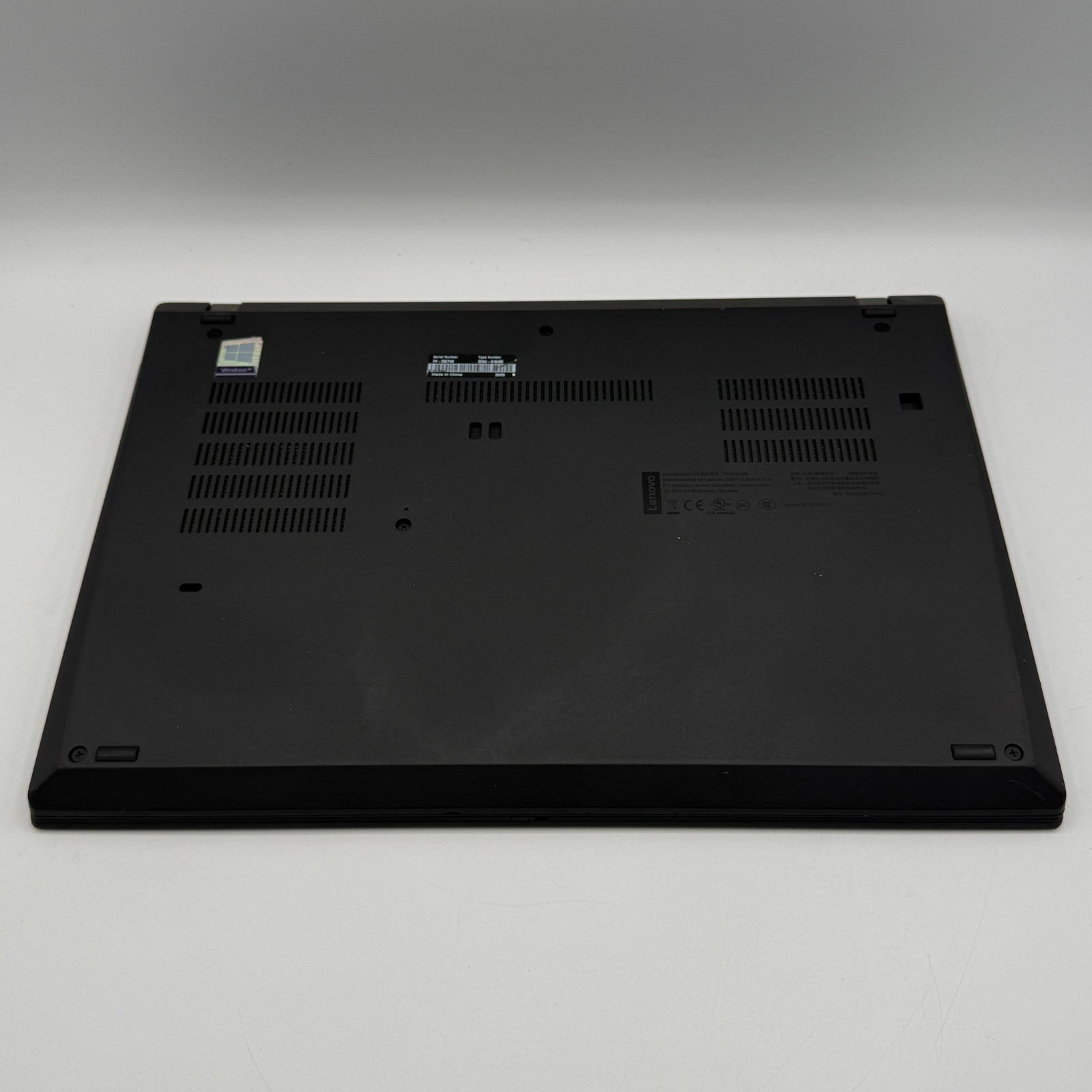 Lenovo ThinkPad T495 14 FHD 2.1 GHz Ryzen PRO 5 3500U 16GB 256GB Bat 86% Laptop