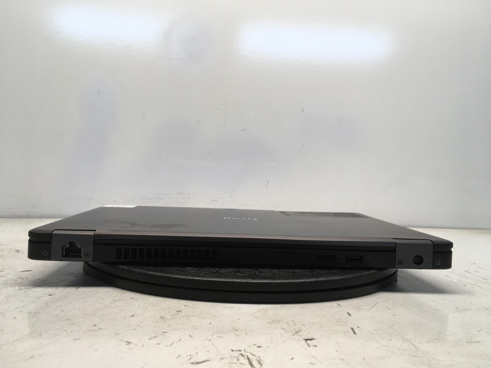 Dell Latitude 5480 Intel i7-7820HQ 2.9GHz 4 GB NO HDD