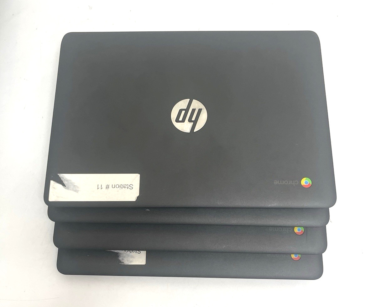 HP Chromebook 11-V010NR 11.6″ Intel Celeron N3060, 1.6 GHz 4GB RAM, 16GB 4Pcs