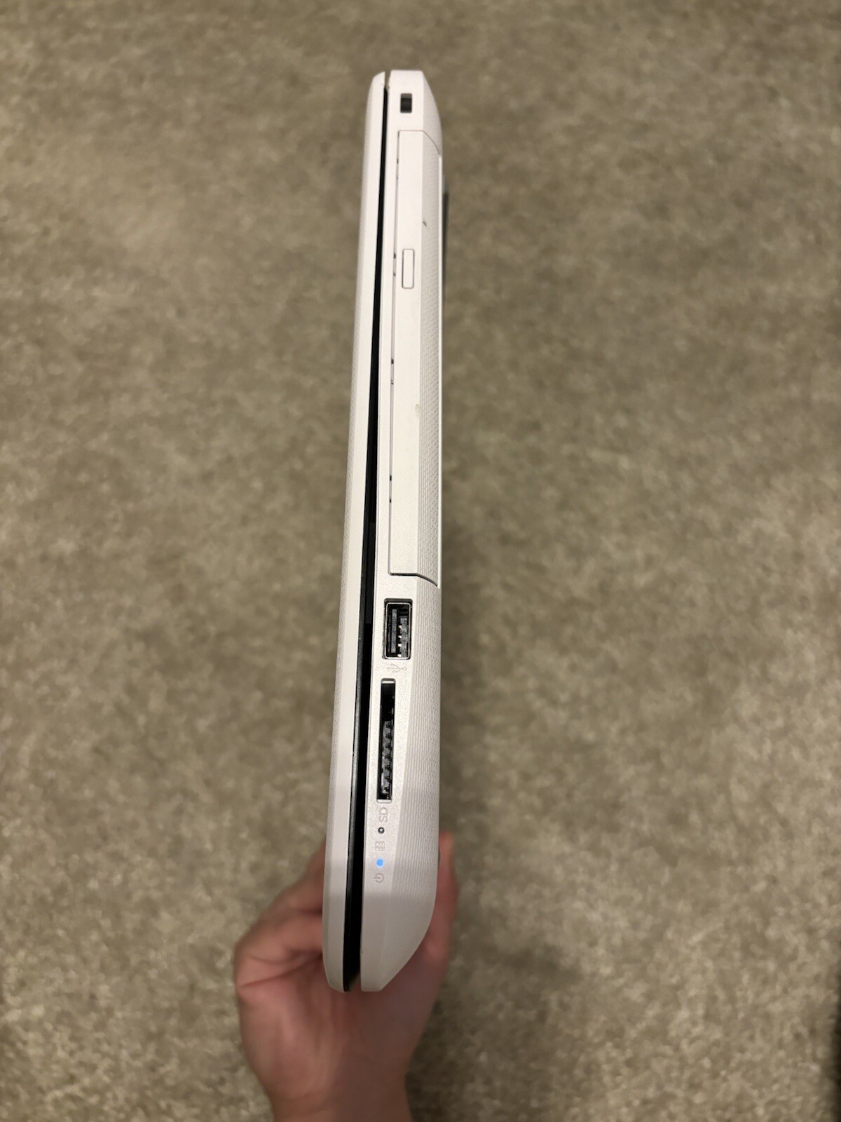 HP 15.6 Notebook – 15-da0043nr White 2019