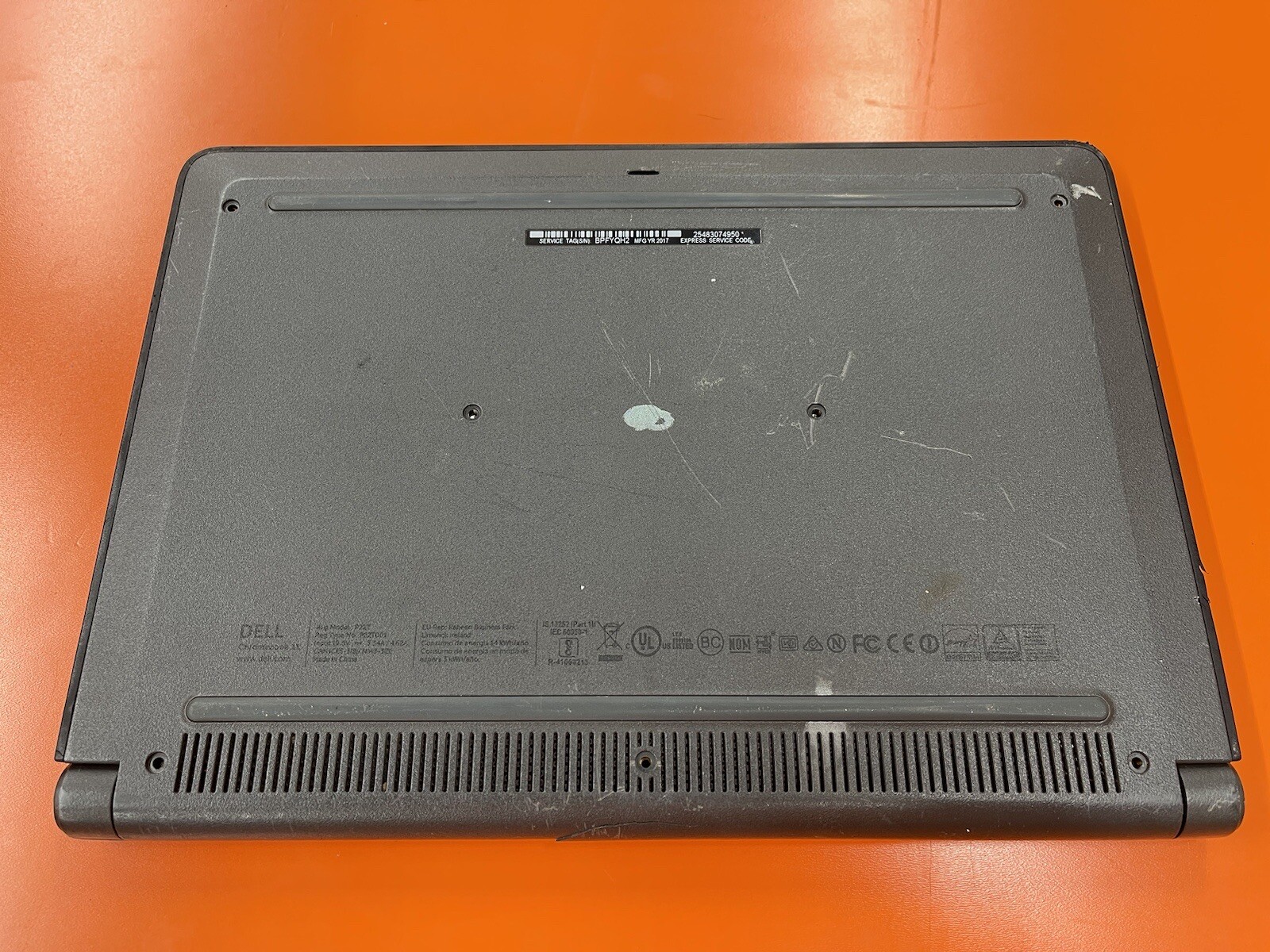 Dell P22T laptop for parts/repair