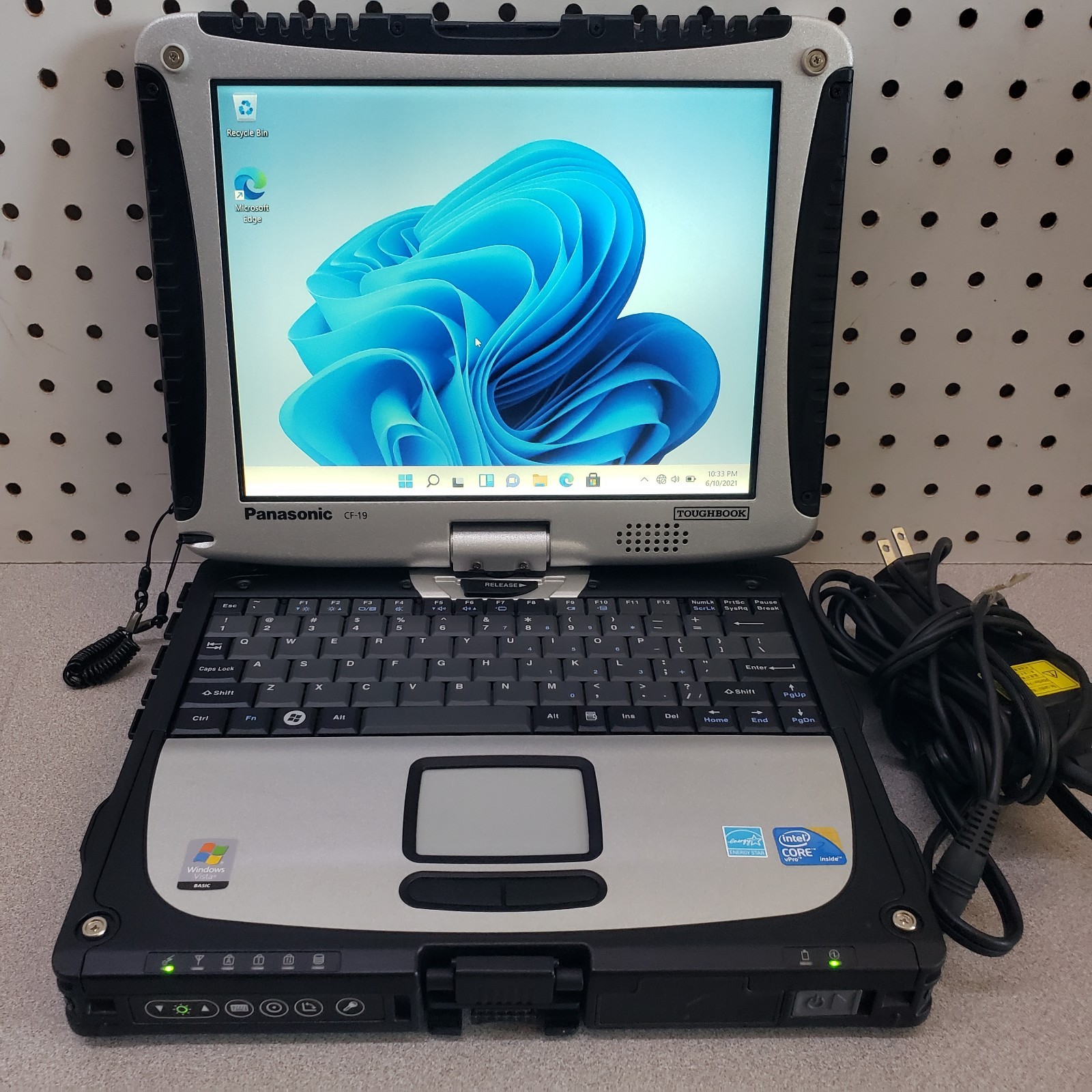 Panasonic CF-19 Only 10 Hours Core 2 U9300 1.20GHZ, 4GB, RAM WIN 11 -128GB SSD