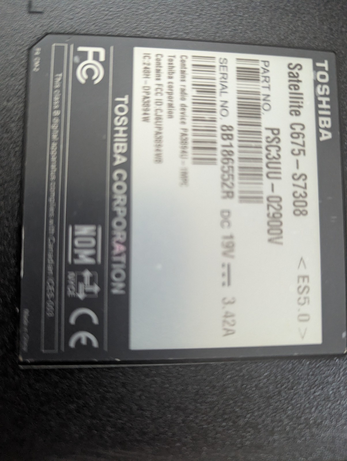 Toshiba Satellite C675 – S7308 Laptop (Cracked Screen, No RAM, No HDD)