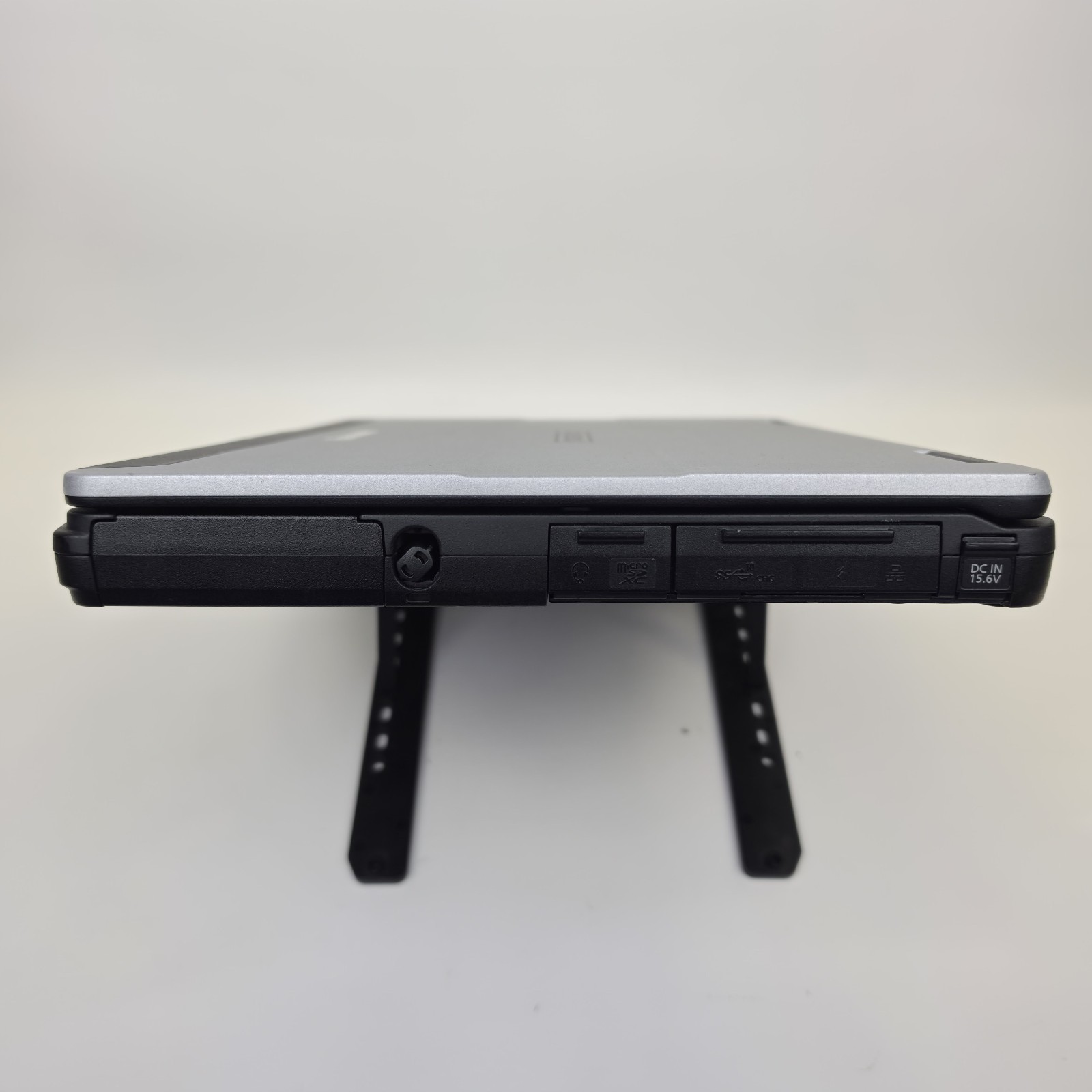 Panasonic Toughbook FZ-55 MK2 FHD Touch I7-1185G7 32GB 512 NO OS/AC