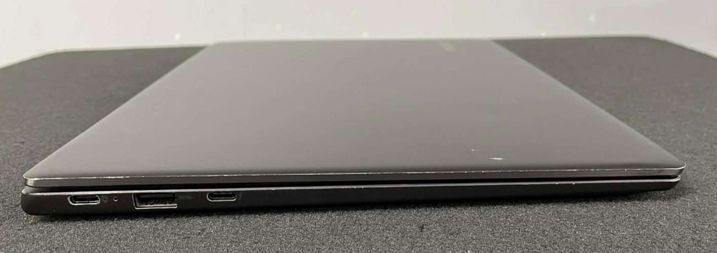 Lenovo IdeaPad 720s 720-13IKB 13.3″ – i7-8550U 1.8GHz 8GB RAM No HD/OS