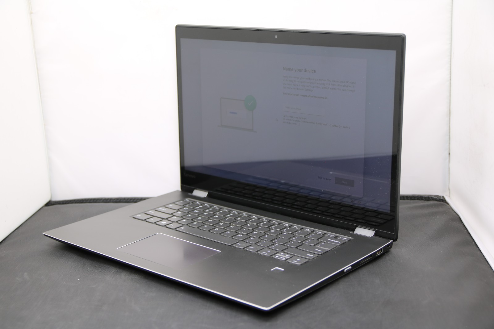 Lenovo IdeaPad Flex 5 1570 – i5-7200U – 8GB, 1TB, 15.6″, Windows 11 – No Adapter