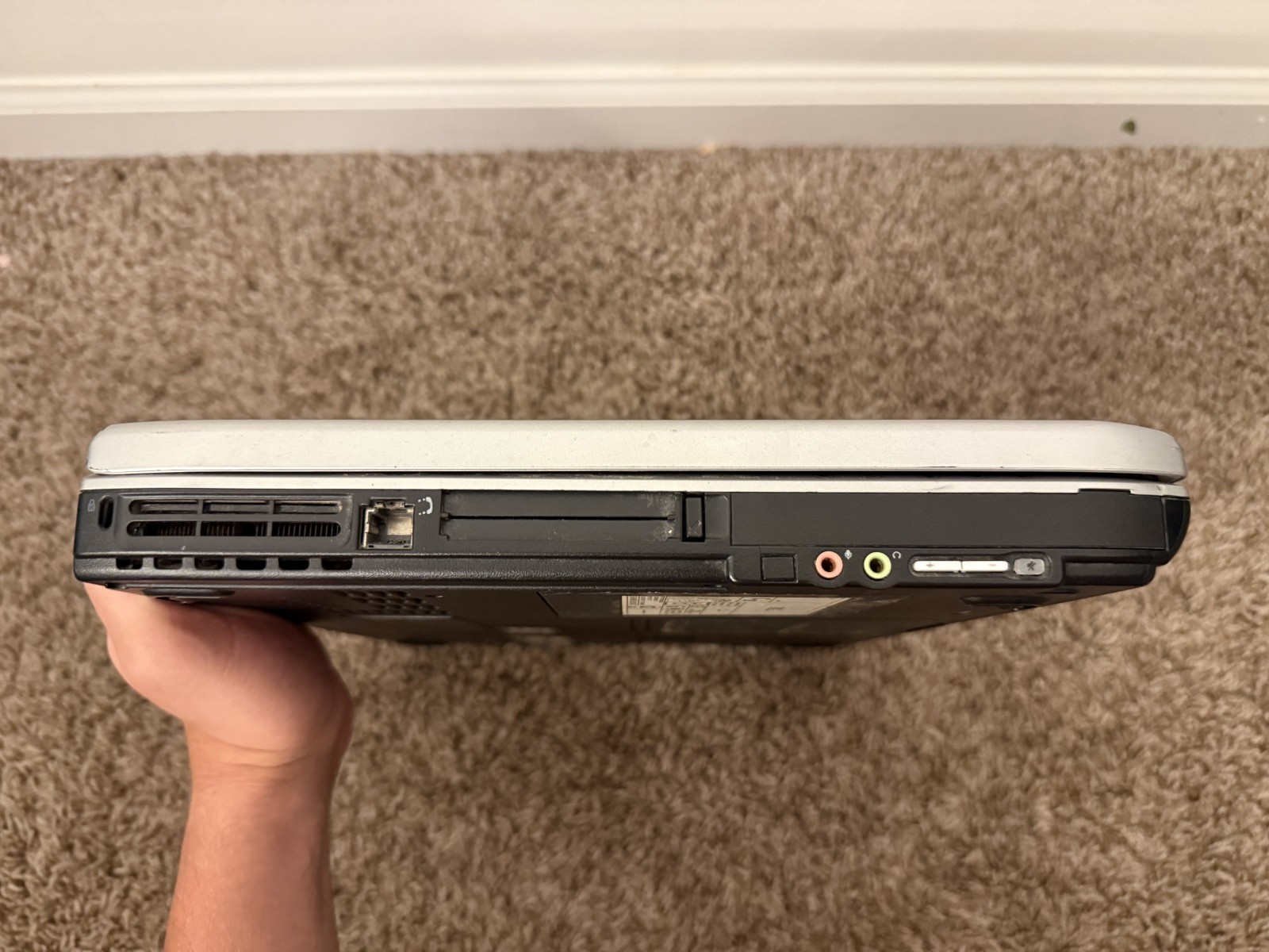 HP Pavilion ze4400 Laptop XP Pro AMD Athlon XP 2200+ 960MB RAM 30GB HDD