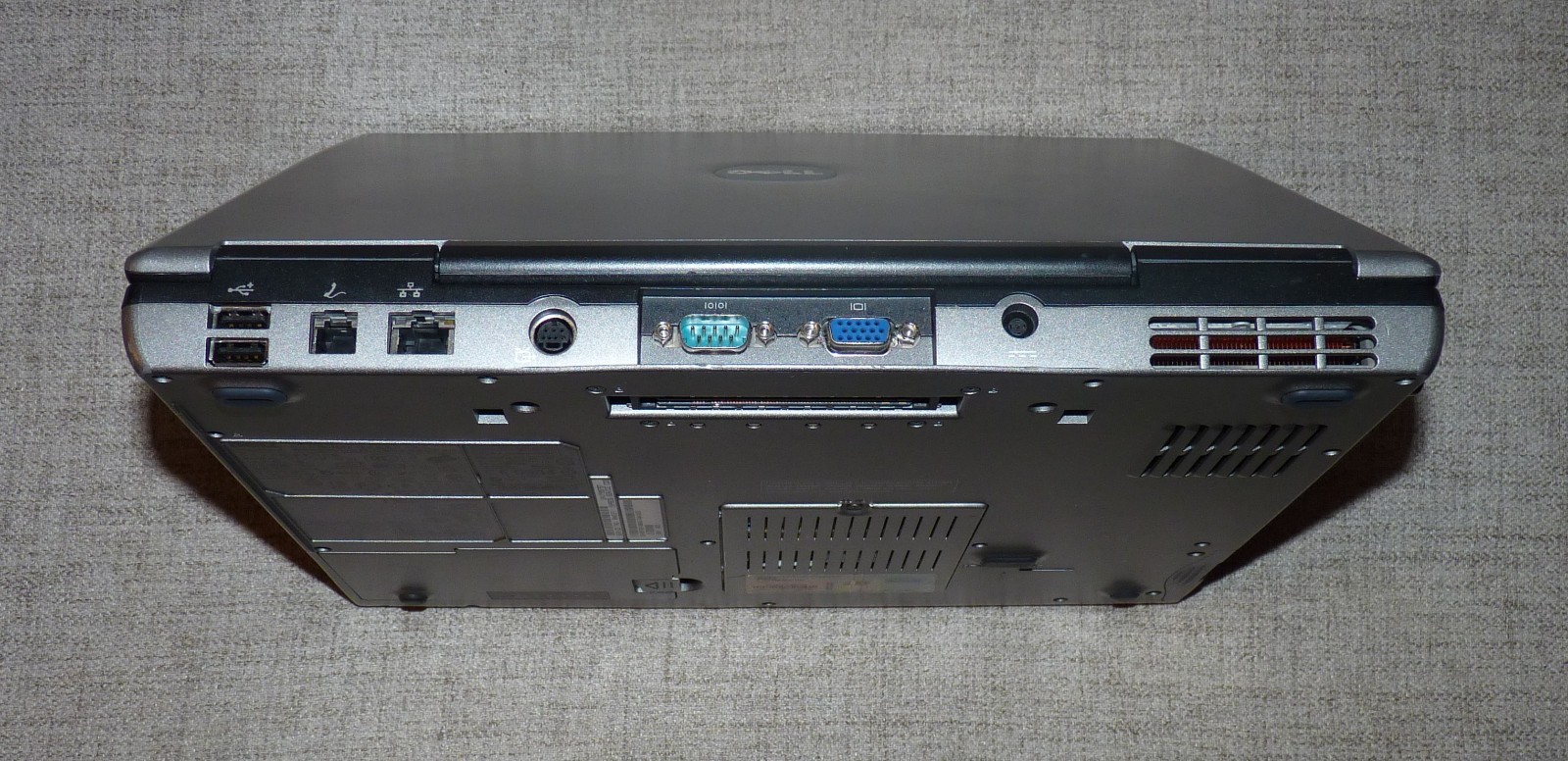 COMPLETE Dell Latitude D520 – 14″ LCD/1.66GHz/2GB RAM/60GB SSD/SERIAL D-SUB/XP