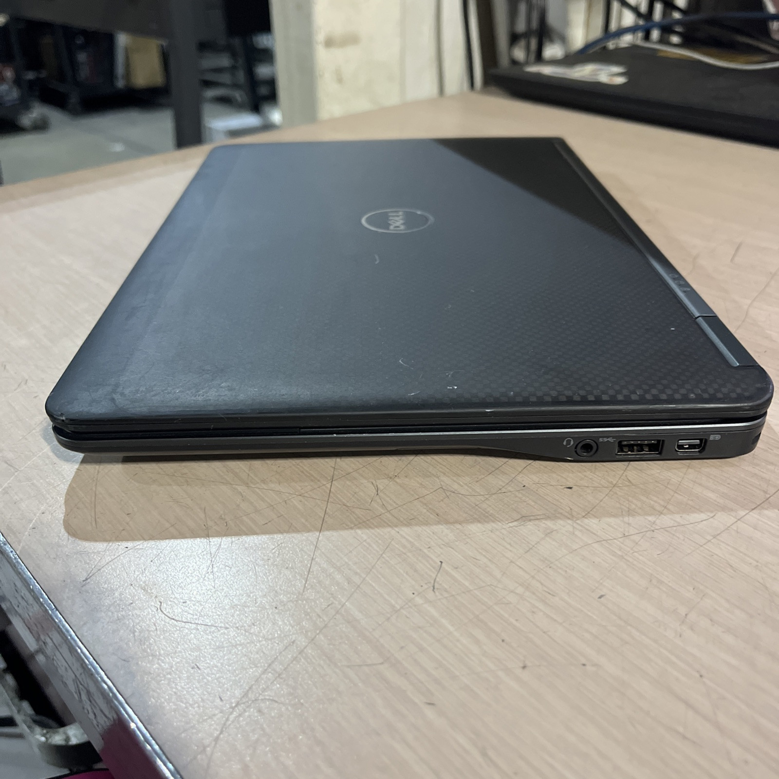 DELL LATITUDE E7240 INTEL CORE I7-4600U 2.10GHZ 8GB RAM NO HD