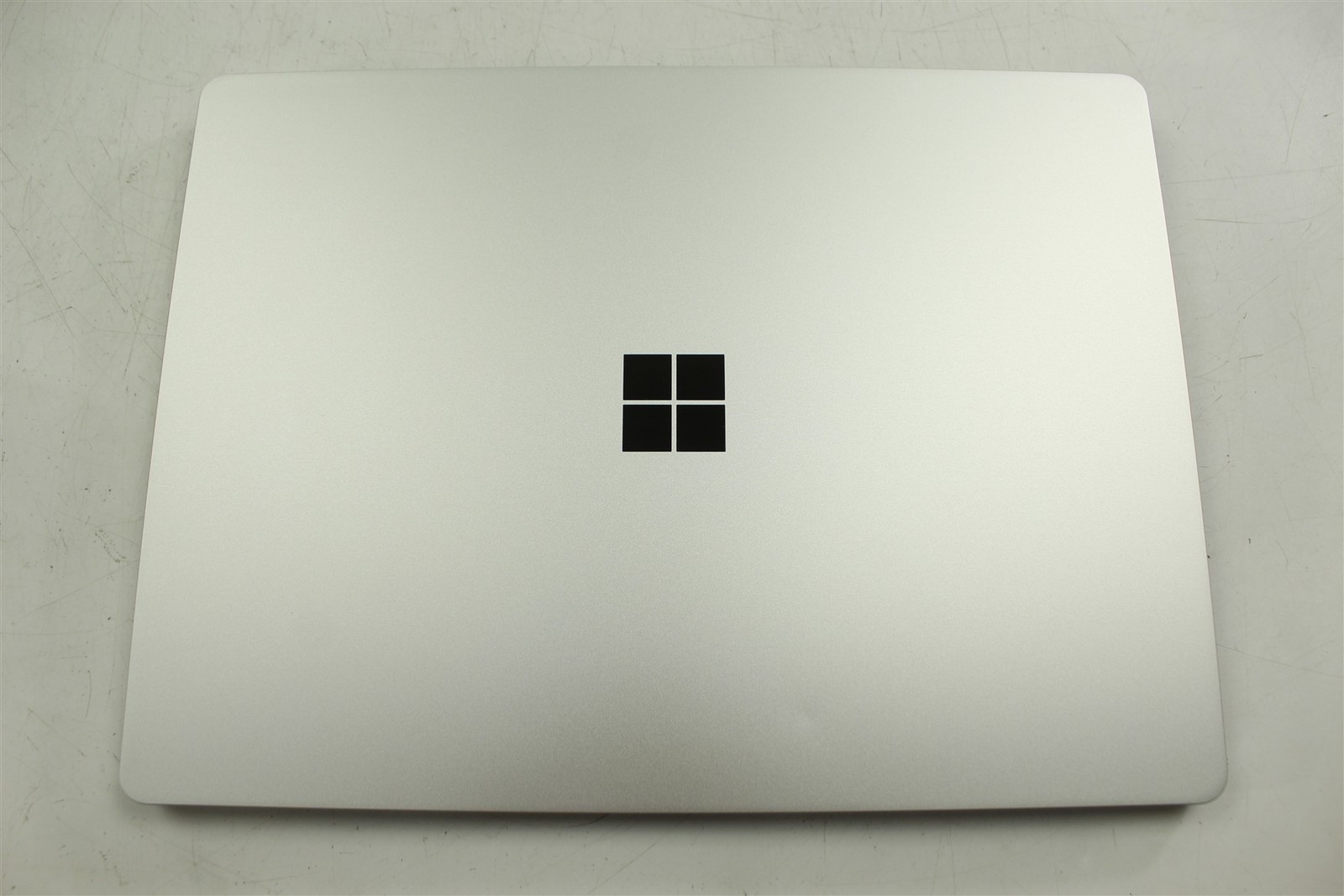 Microsoft Surface Laptop Go 2 2013 12.4″ i5-1135G7 256GB SSD 16GB RAM W11H