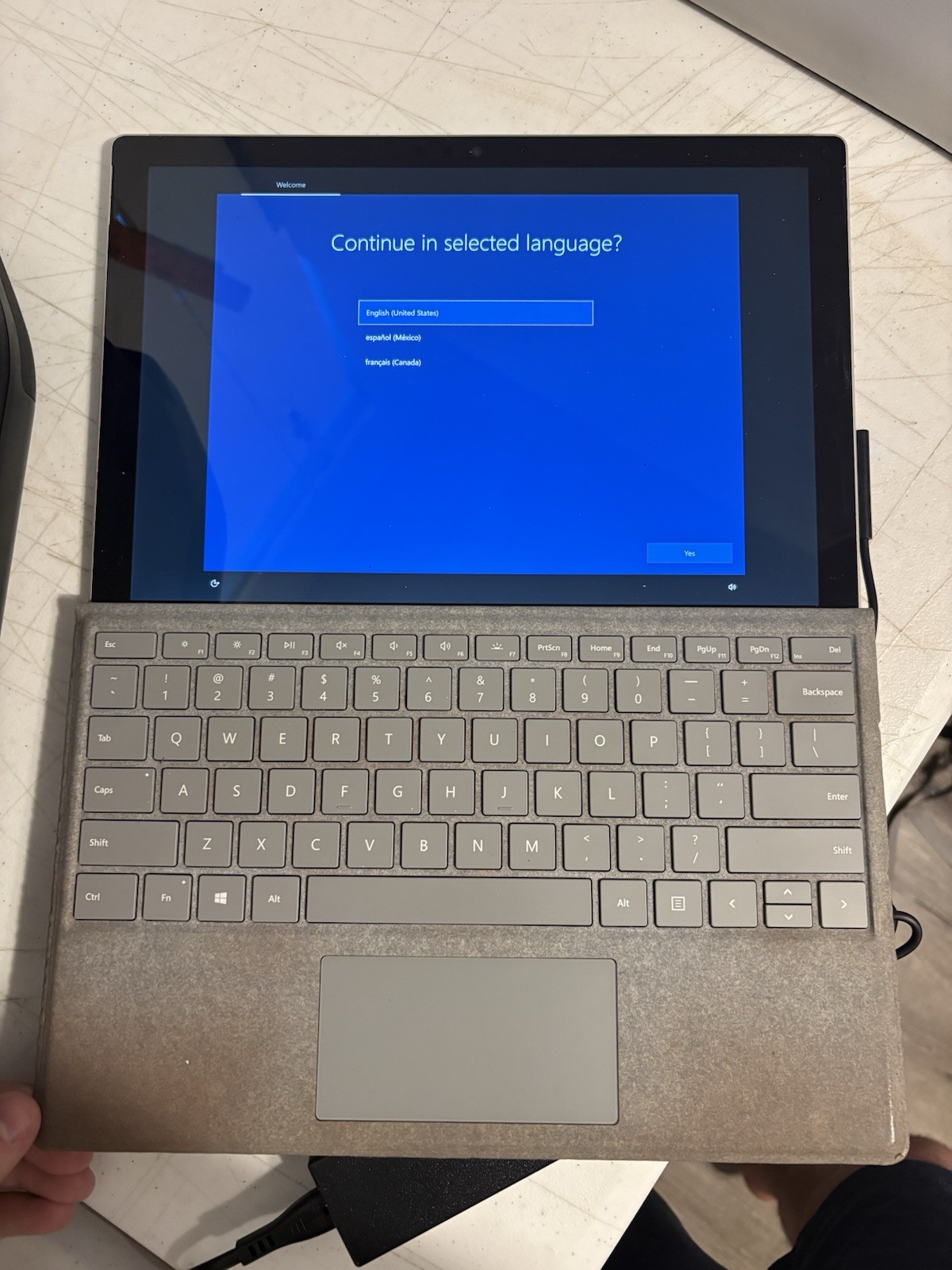 Microsoft Surface Pro 1796 12.3” M3-7Y30 1.0GHz, 4GB Ram, 128GB SSD