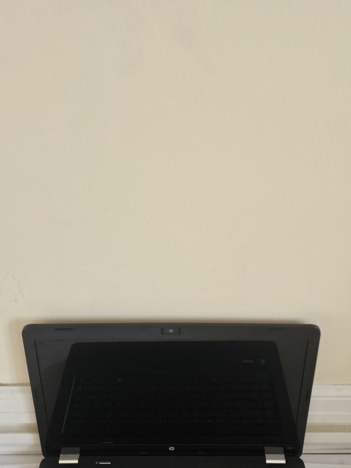 HP Notebook G62 Laptop – AMD Athlon 11-P320 – 3GB RAM – BAD BATT – Parts – READ