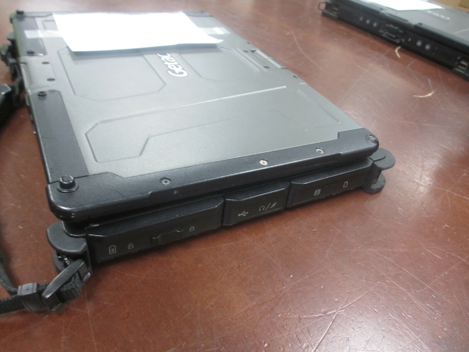 Getac V110 G2 i5 5200U 2.20GHZ 4GB Web-Cam Laptop [NO HDD/CADDY/OS/AC/Pen]