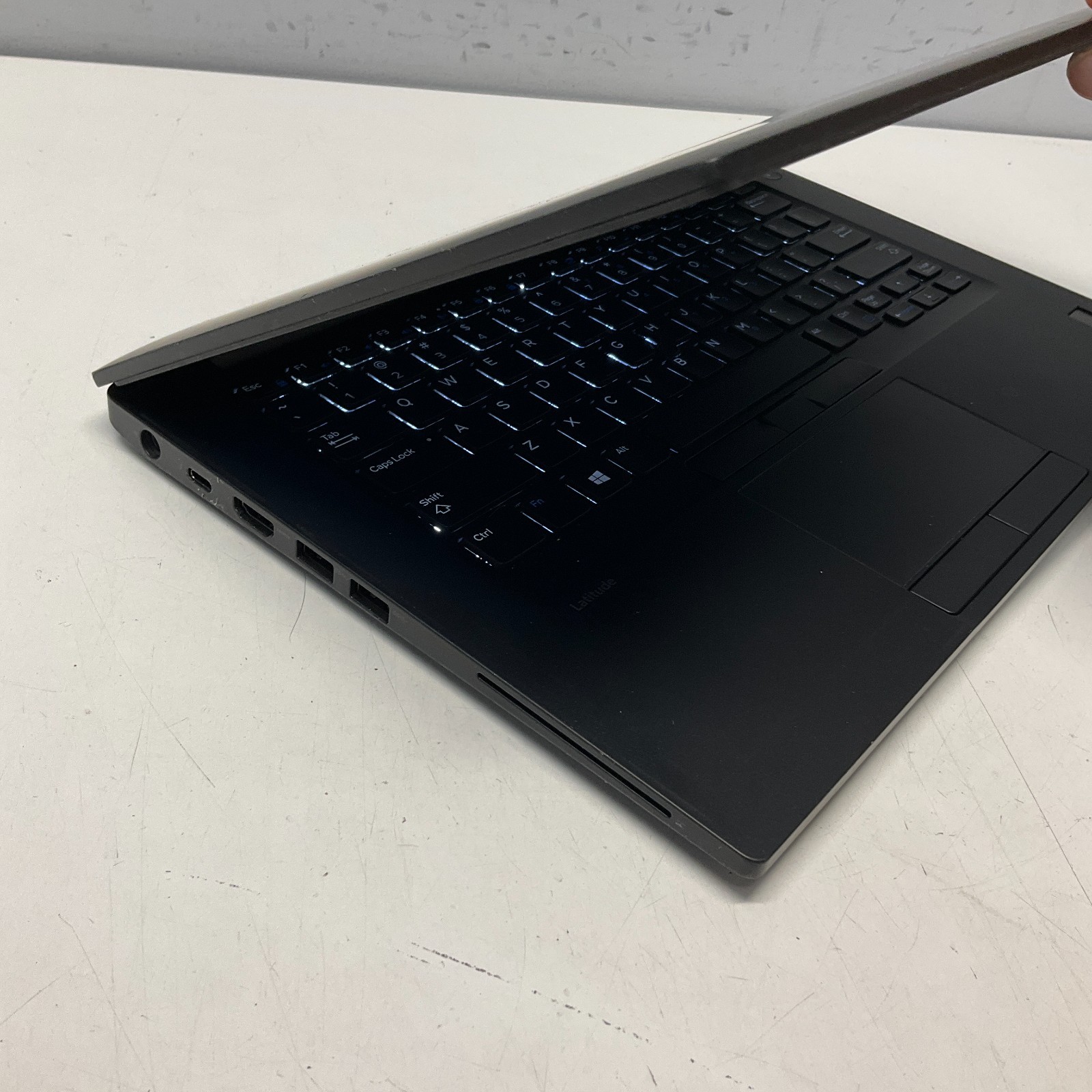 Dell Latitude 7480 Laptop Intel Core i7-7600U @ 2.80 GHz 8GB 256GB SSD Win 10