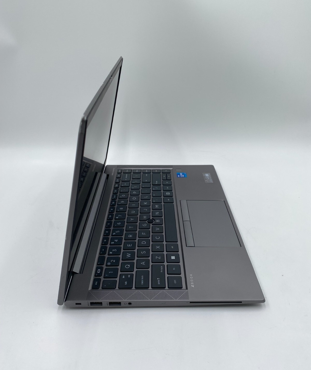 HP Zbook Firefly 15 G8 14″ i7-1185G7 3GHz 512GB SSD 16GB DDR4 Gray Fair