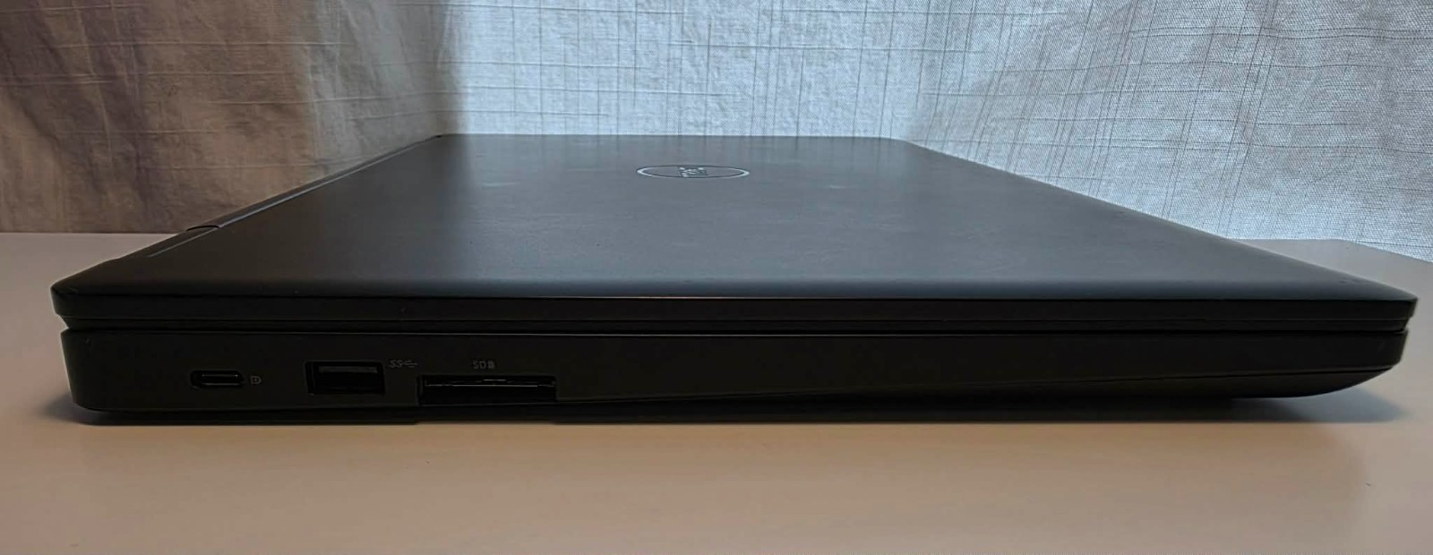 Dell Latitude 5590 i5-8250U 8GB RAM 256GB SSD 15.6″ FHD Windows 10