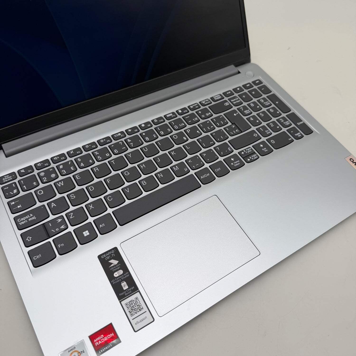 Lenovo IdeaPad 1 15AMN7 15.6″ AMD Athlon silver 7120u 2.4GHz 4GB RAM 128GB SSD