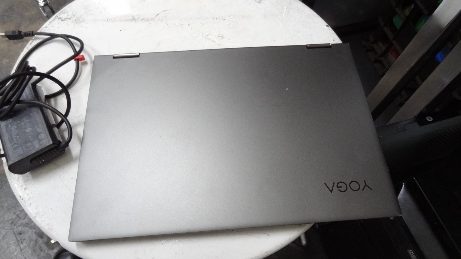 Lenovo Yoga C630-13Q50 13.3″ Snapdragon 850 2.96GHz 8GB RAM 128GB