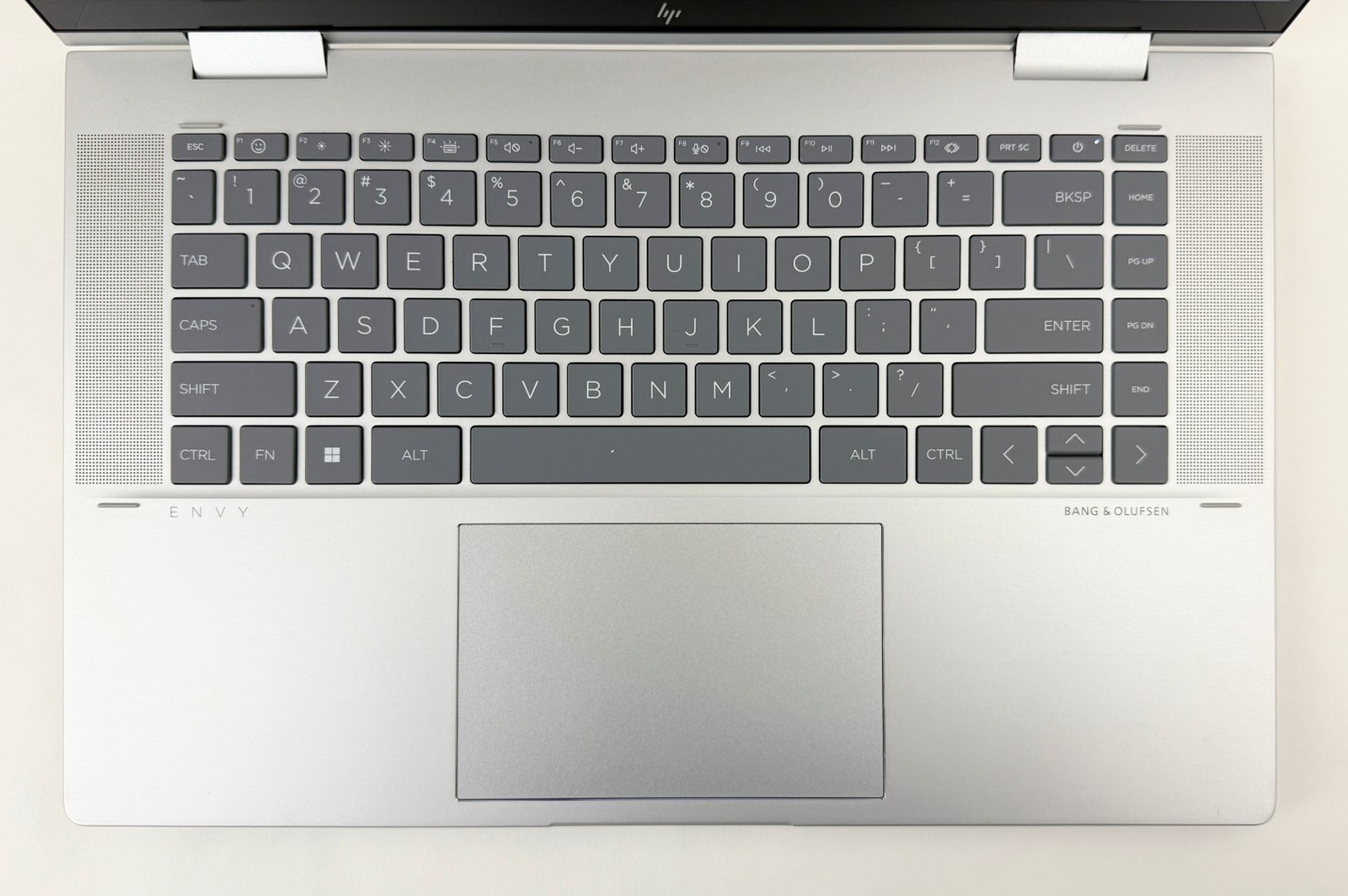 HP ENVY x360 15-fe0053dx 15.6″ FHD Touch i7-1355U 16GB 512GB SSD 2in1 W11H -READ