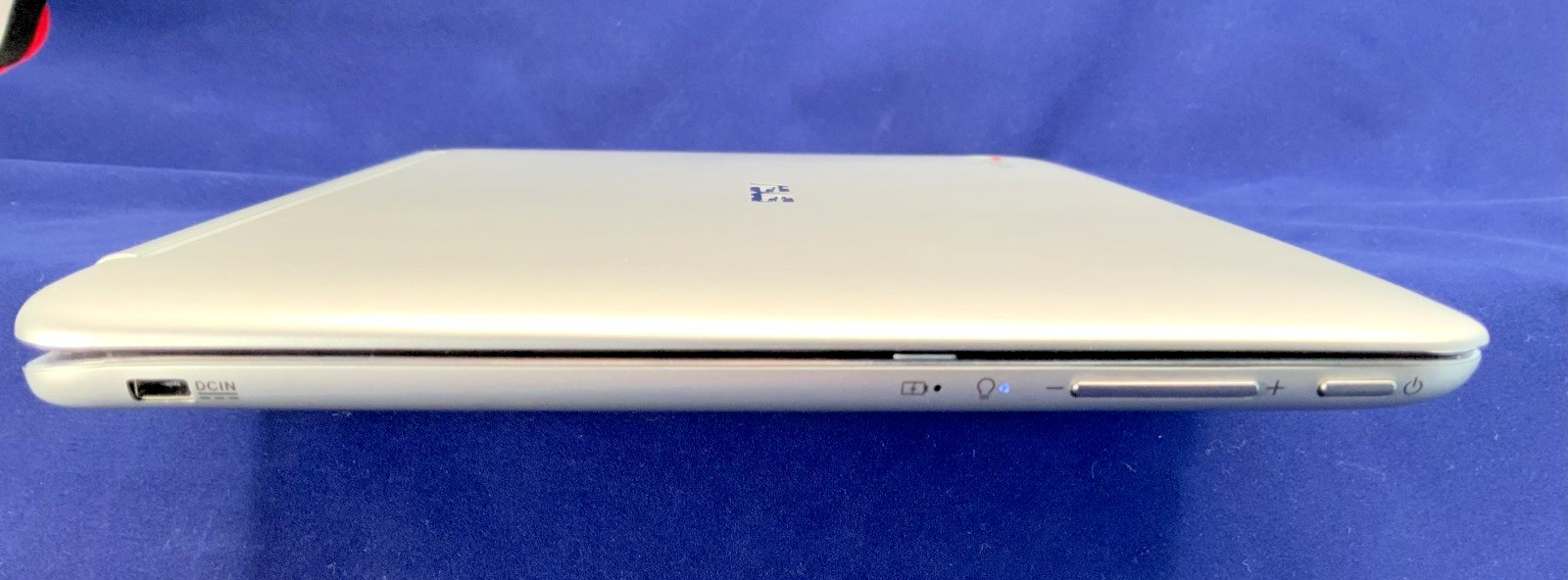 ASUS Chromebook Flip C100PA 10” Touch 4GB 16GB w/ 64GB SD Card & Charger – Mint