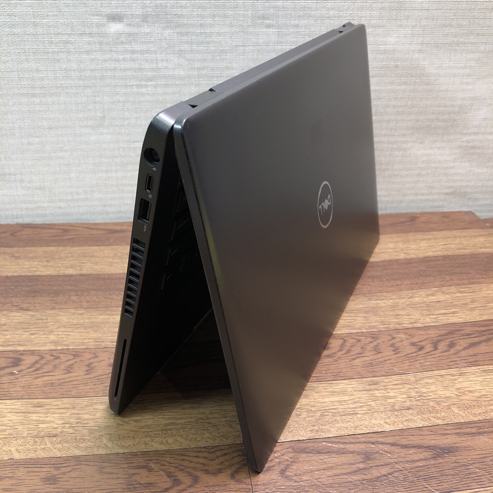 Dell Latitude 5400 14” Core i5-8350U 1.70GHz 256GB SSD 16GB RAM DDR4