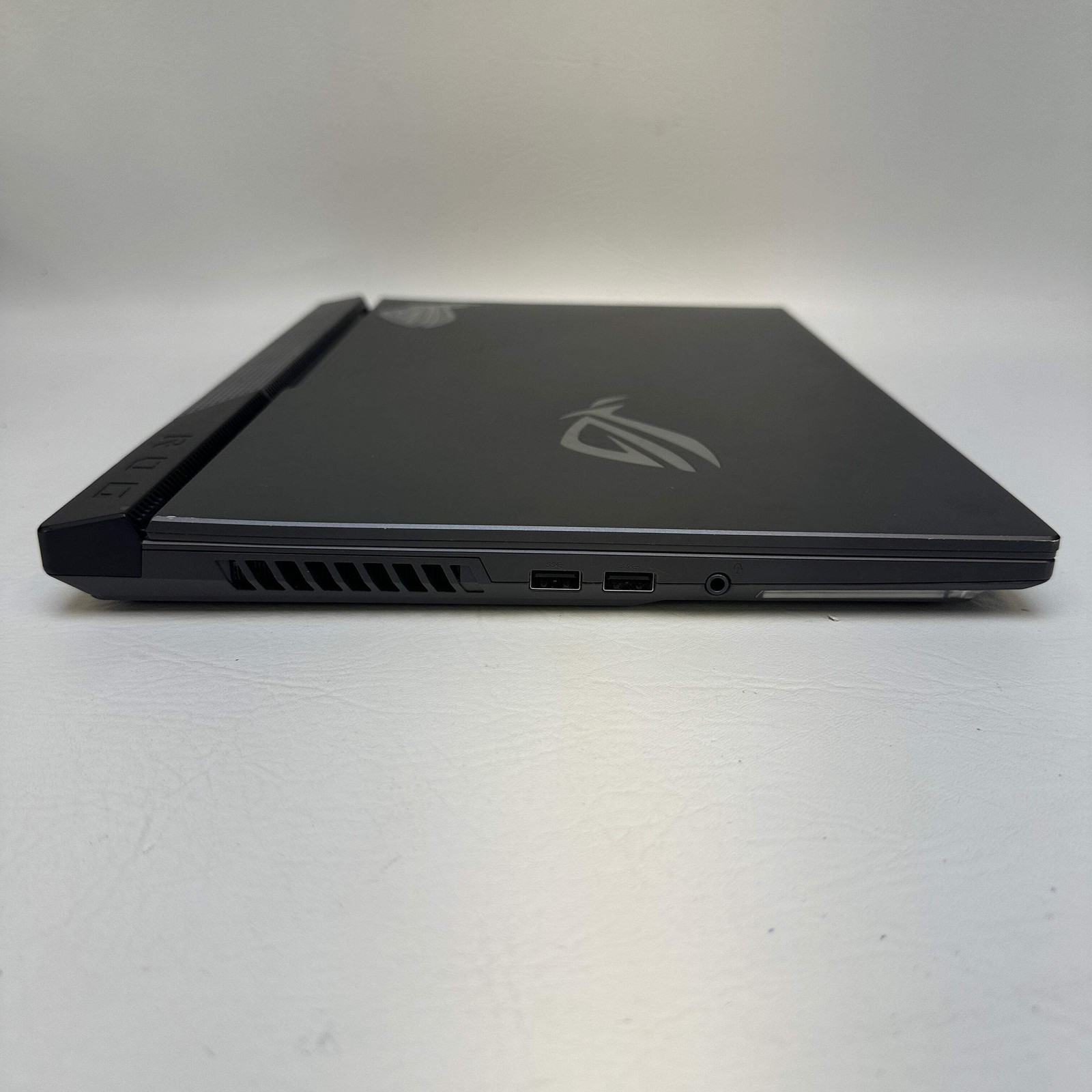 Asus Rog strix G513 Ryzen 7 4800H 2.9GHz 16GB RAM 512GB SSD GeForce RTX 3050 Ti