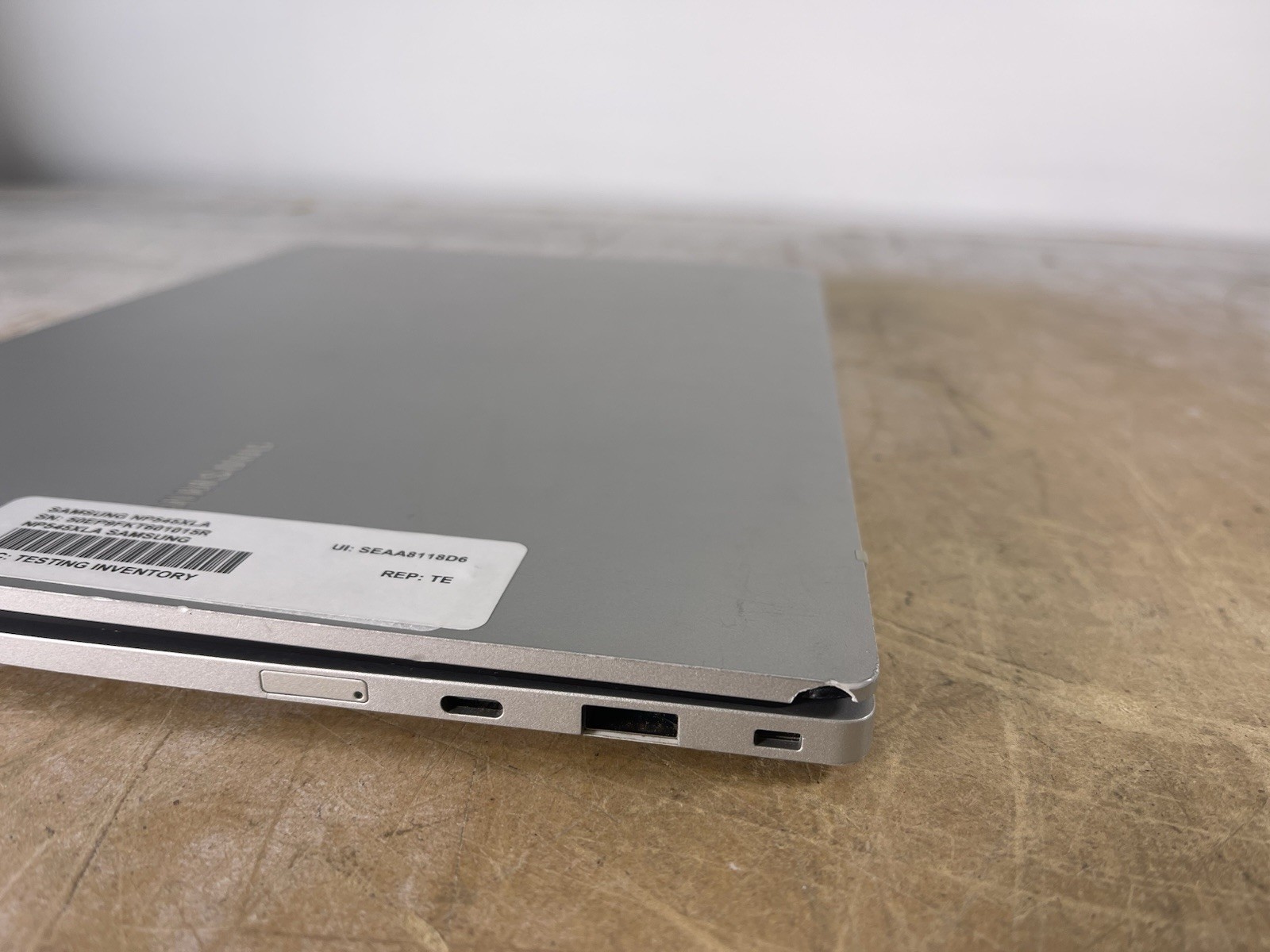 SAMSUNG NP545XLA QUALCOMM SNAPDRAGON 8CX GEN 2 @ 3.5GHz,8GB RAM, 128GB SSD-PARTS