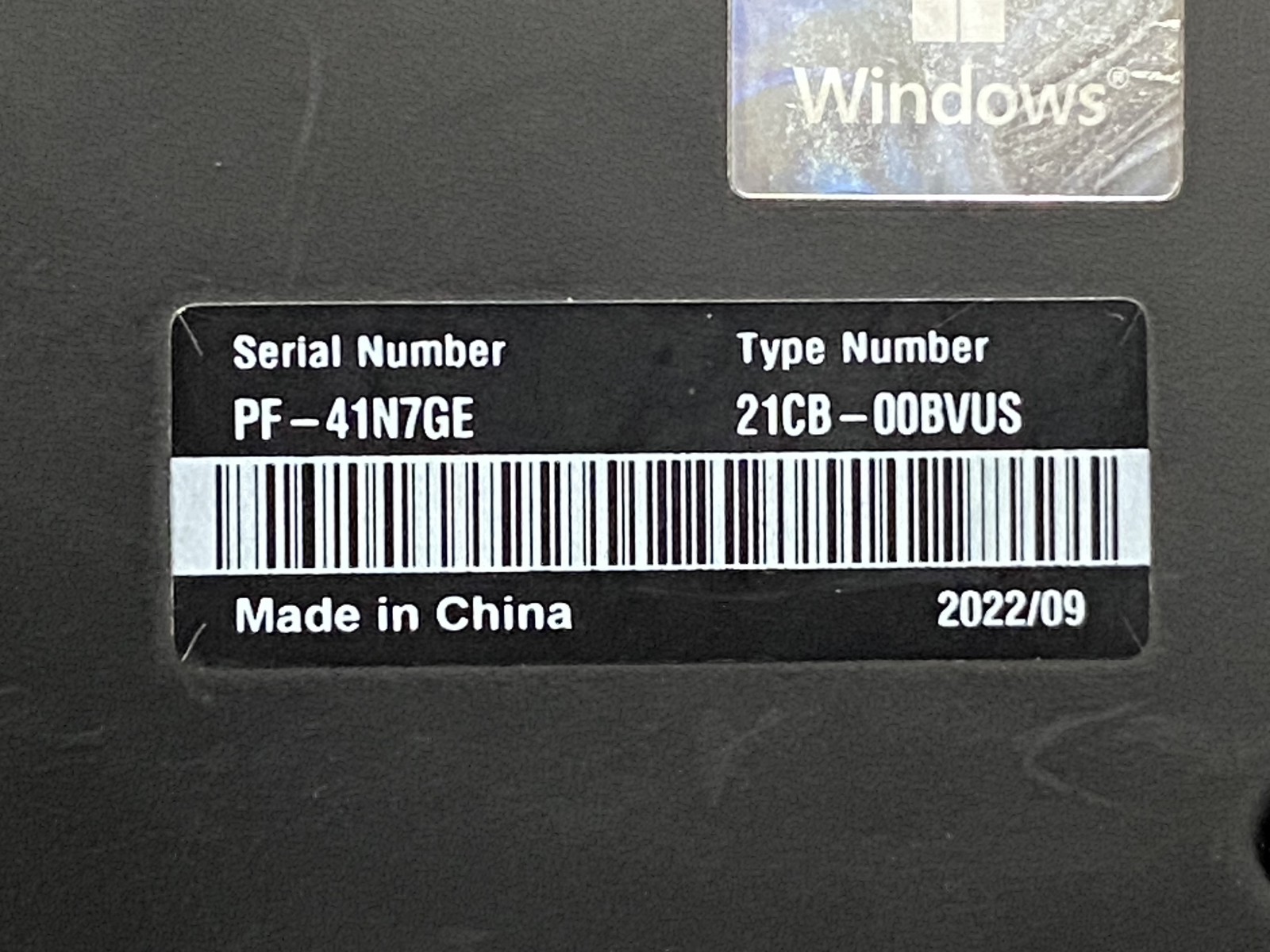Lenovo ThinkPad X1 Carbon Gen 10 14″ i7-1270P 32GB 256GB Win 11 w/PA – CLP36A
