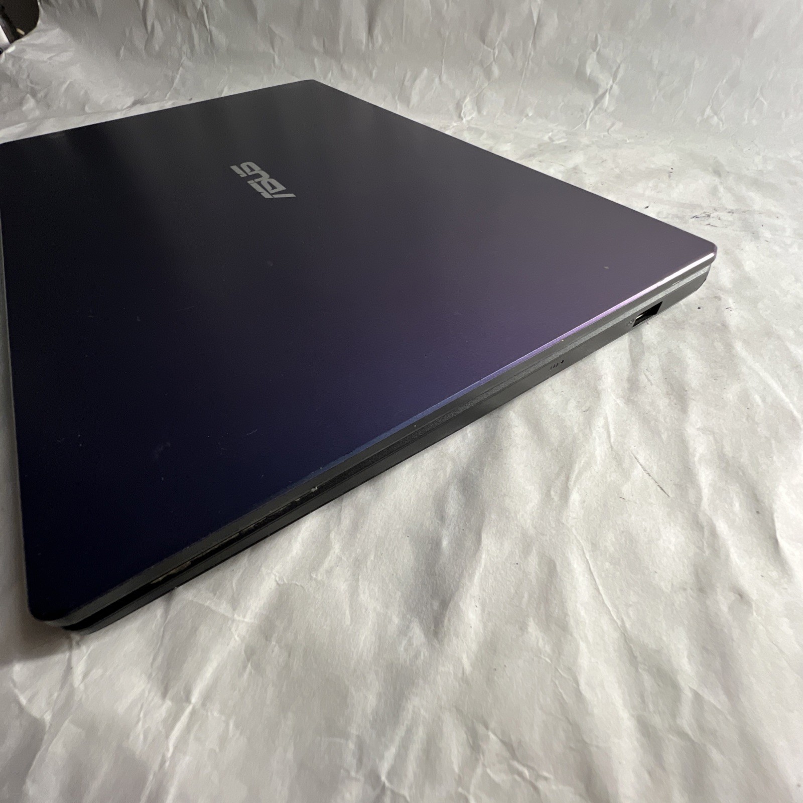 ASUS E410M 14″ Notebook PC Intel Celeron N4020 No Ram/SSD/OS – For parts