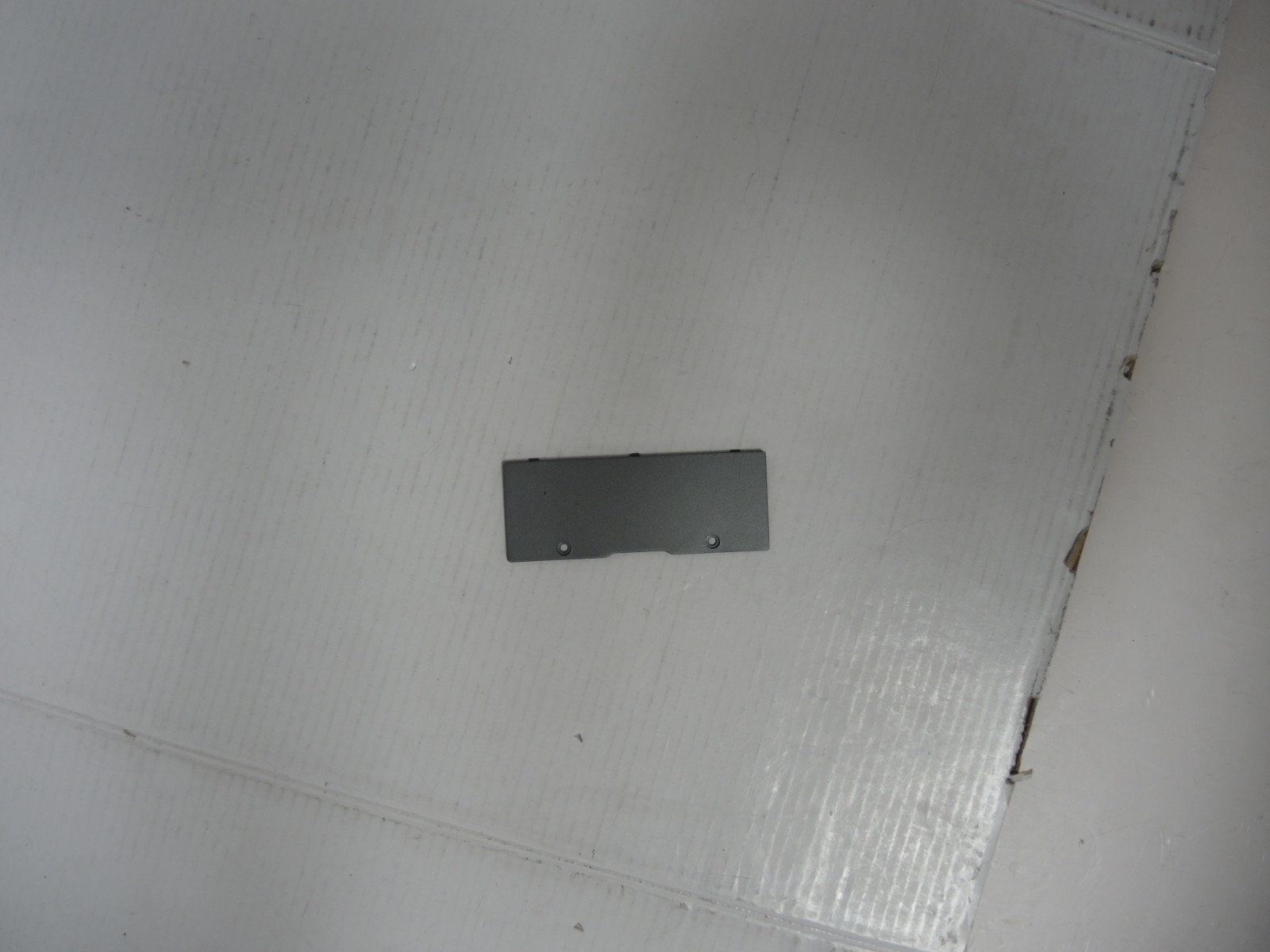 Gateway 15.6″ Ultra Slim Notebook [DEAD / PARTS ONLY / NON-FUNCTIONAL]