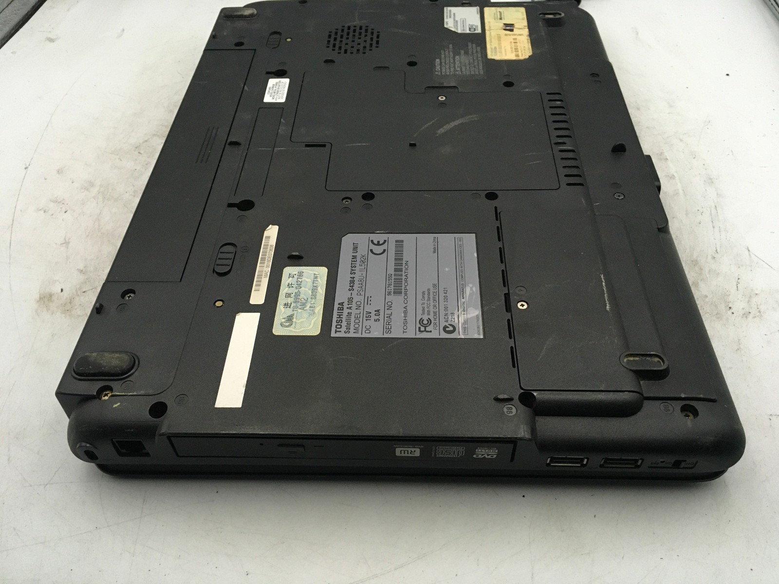 TOSHIBA SATELLITE A105 S4384 -FOR PARTS/REPAIR- Intel 2 Duo T5500 – 1GB RAM – BB