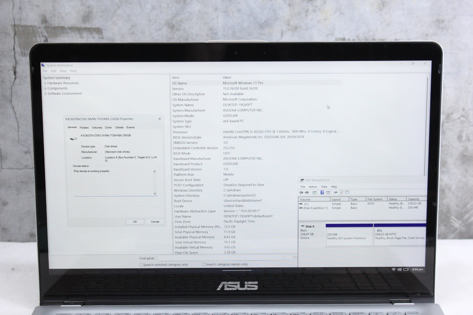 Asus Q505U | Grade C, Read | i5-8250U, 12GB Ram, 256GB NVMe, Touch, Win11Pro