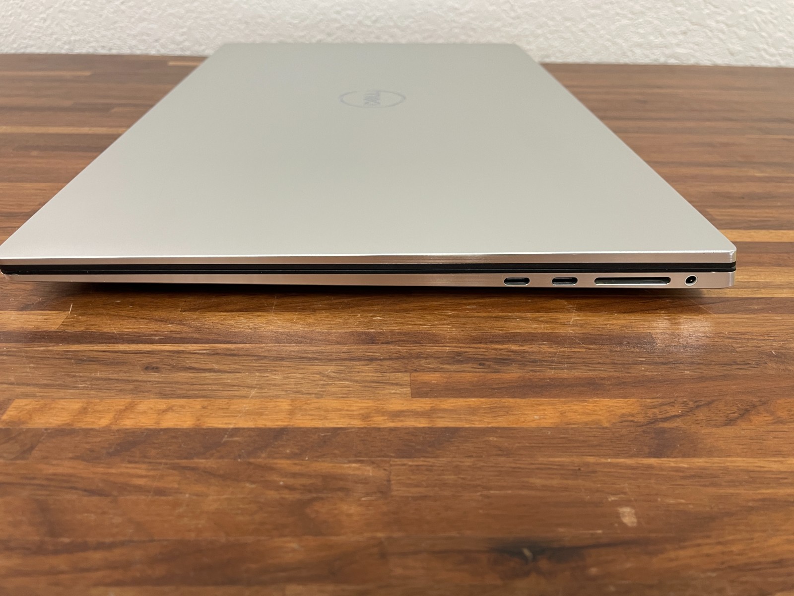 Dell XPS 17 9700 i7-10875H 2.3GHz 32GB RAM 1TB SSD RTX 2060 Win 11 Home