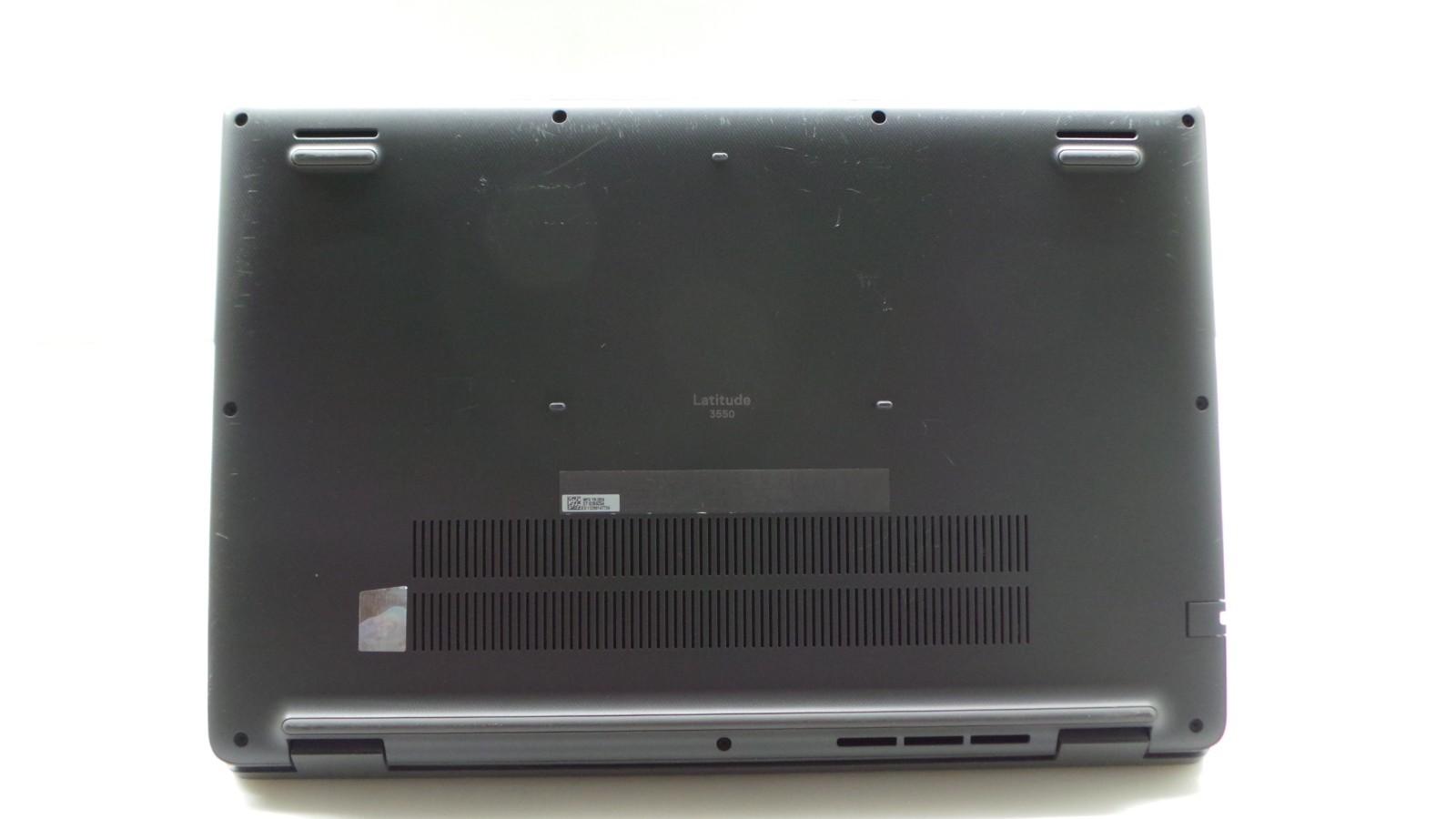 Dell Latitude 3550 15.6″ | i5-1335U 1.30GHz | 16GB DDR5 512GB NVMe | WIN 11 PRO