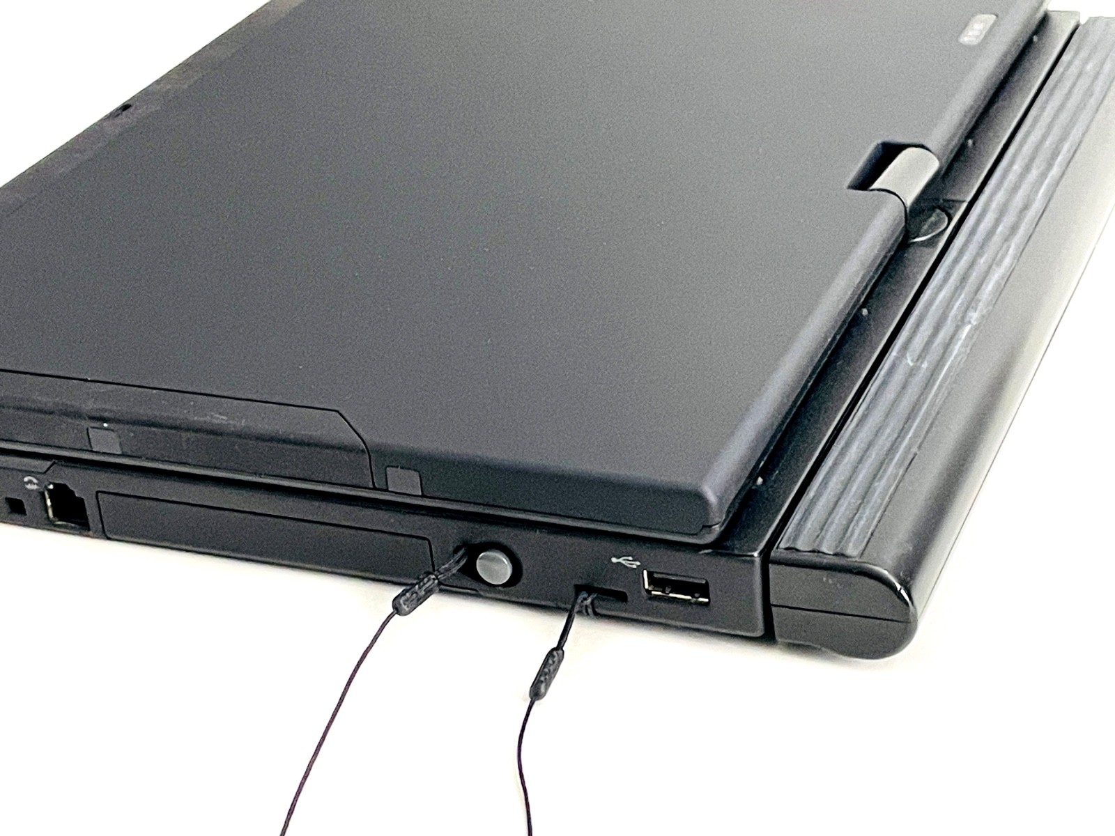 Lenovo ThinkPad X200 Tablet C2D 240SSD 8GB RAM, Linux Mint – GOOD