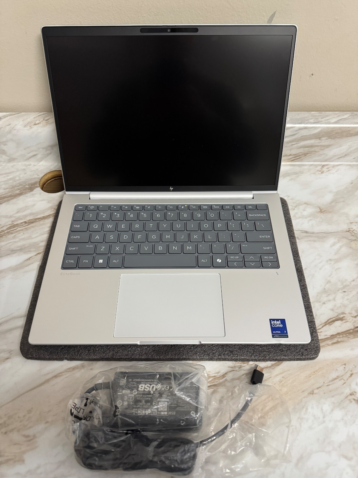 HP EliteBook 8 G1i 14 AI Touch Laptop Ultra 7 268V 32GB DDR5 1TB SSD W11 Wtty