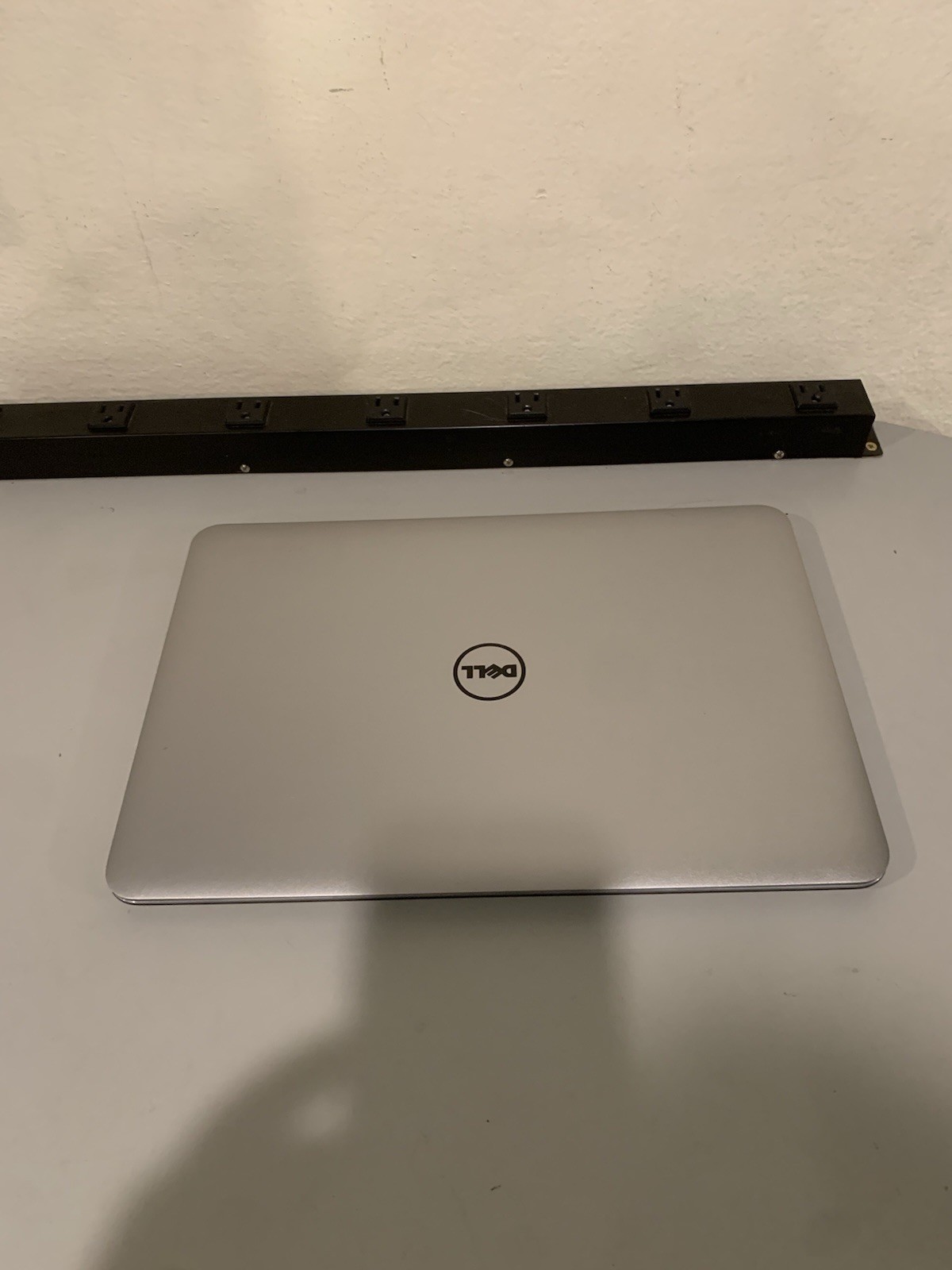 Dell Precision M3800 Intel i7 4th Gen NO HDD, No Ram, No Battery. Not Working￼